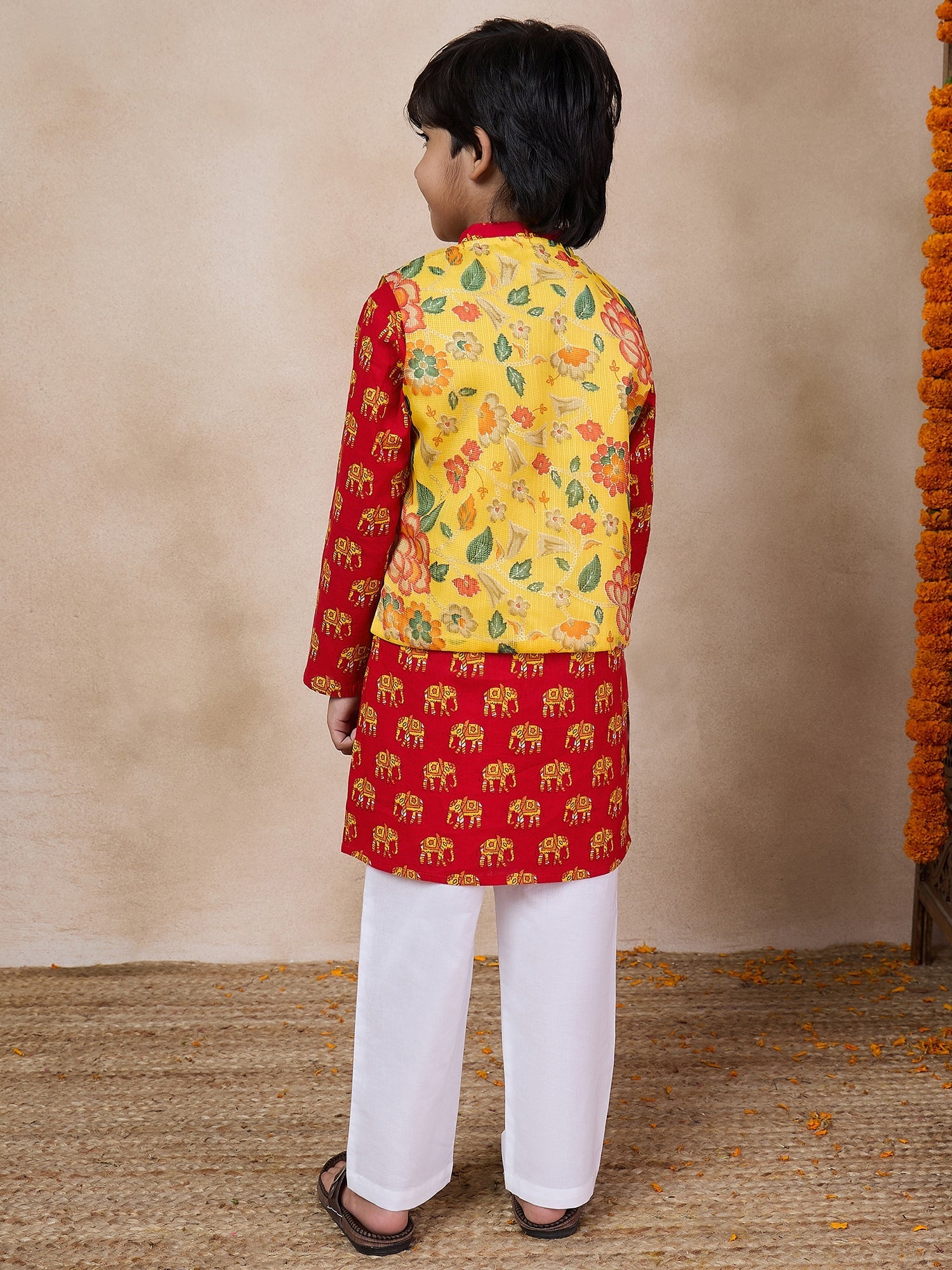 NOZ2TOZ - Made In INDIA.