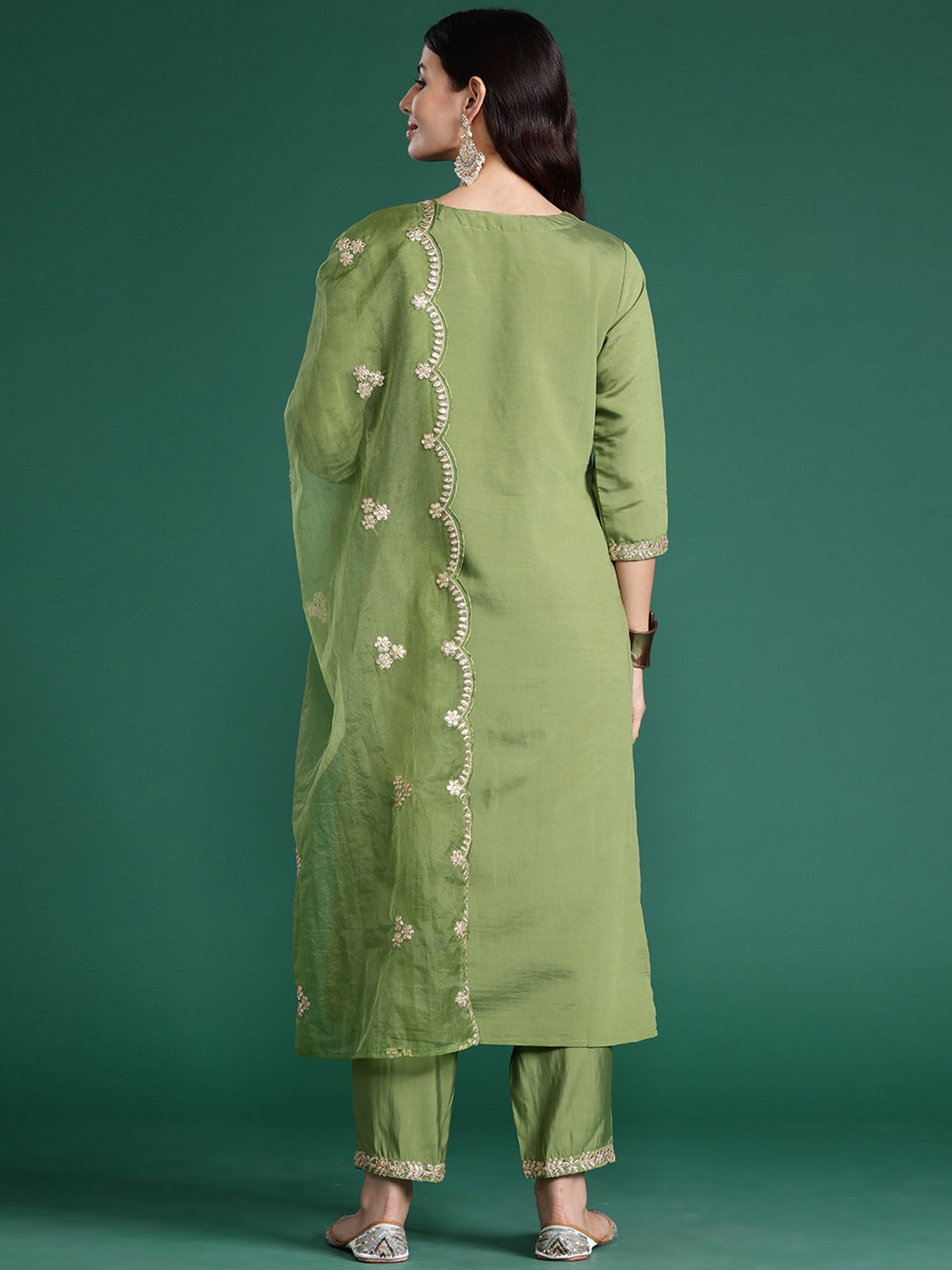 Women Green Embroidered Straight Kurta Trousers With Dupatta set