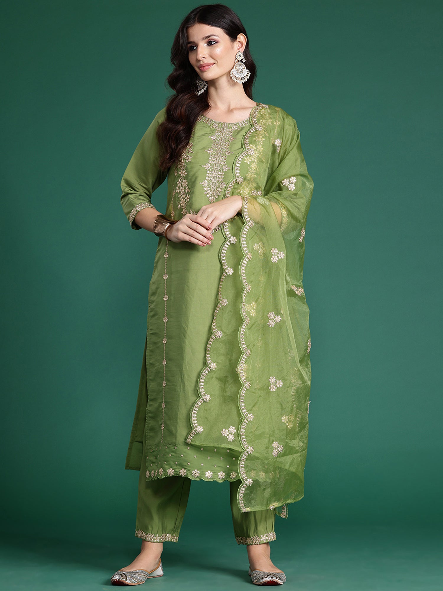 Women Green Embroidered Straight Kurta Trousers With Dupatta set