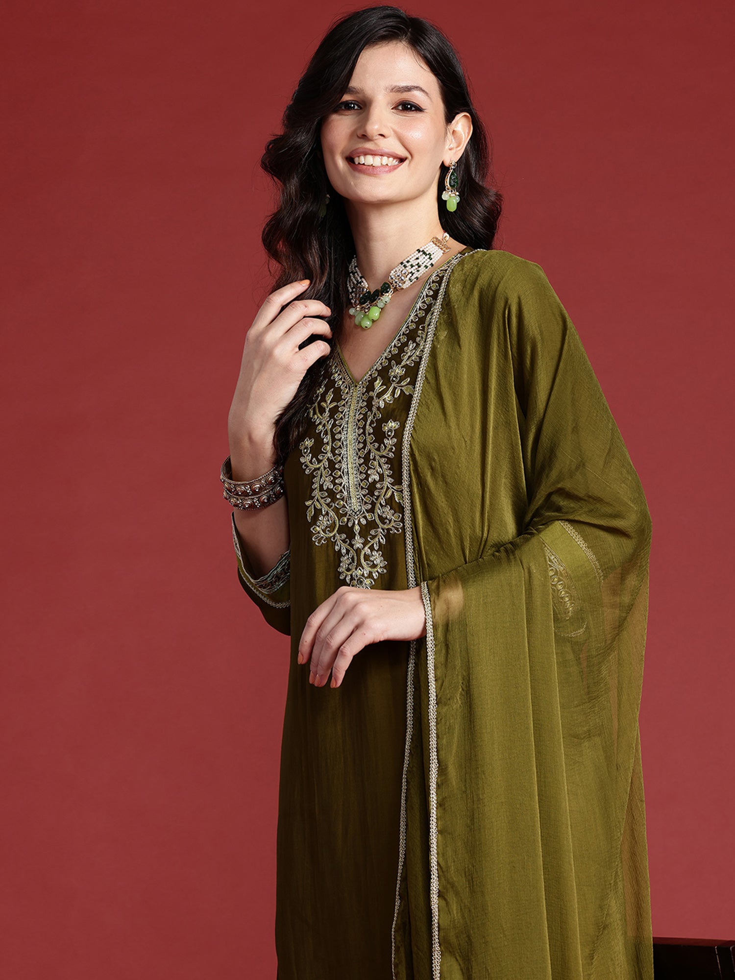 Women Green Embroidered Straight Kurta Trousers With Dupatta set