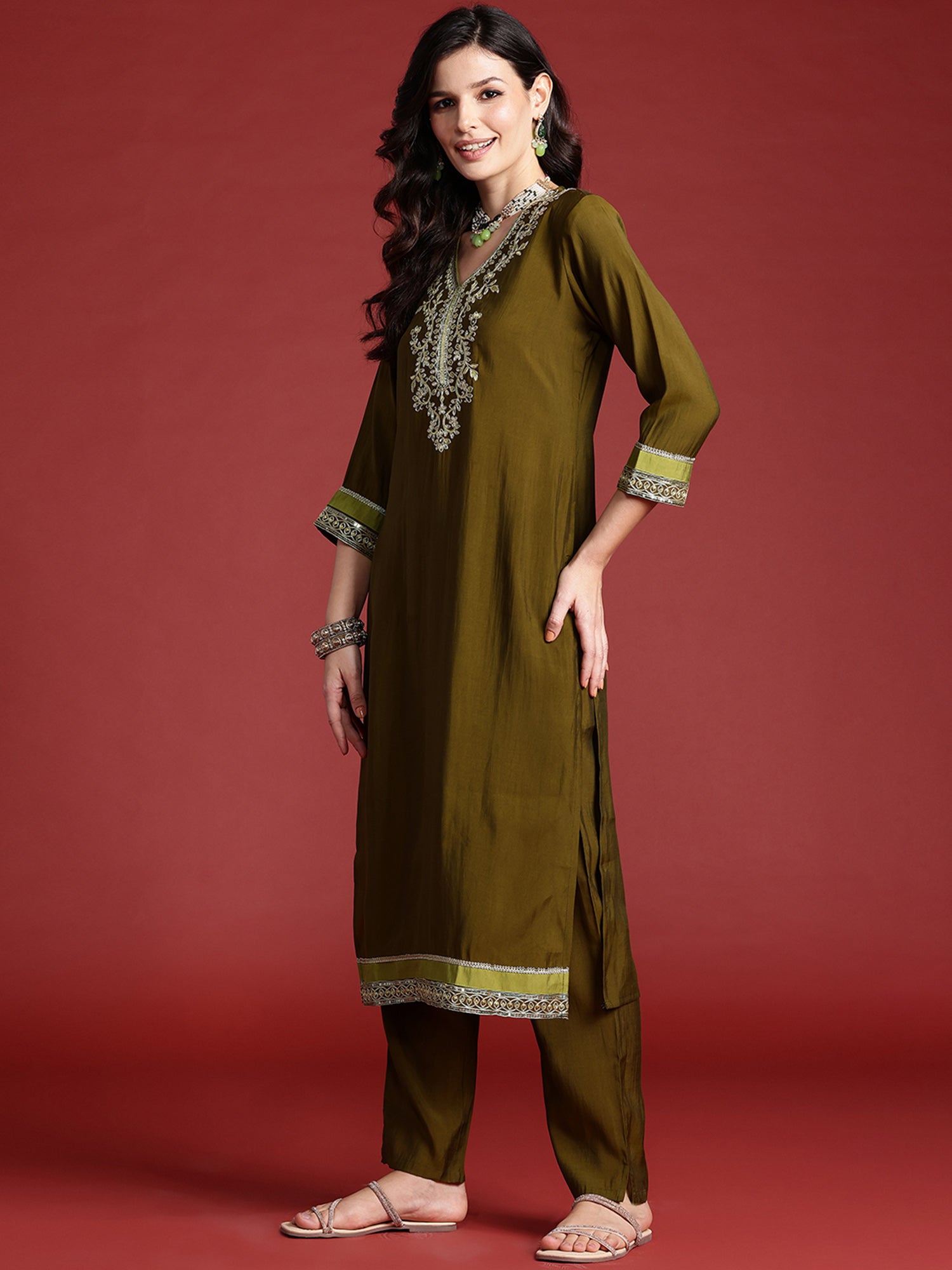 Women Green Embroidered Straight Kurta Trousers With Dupatta set