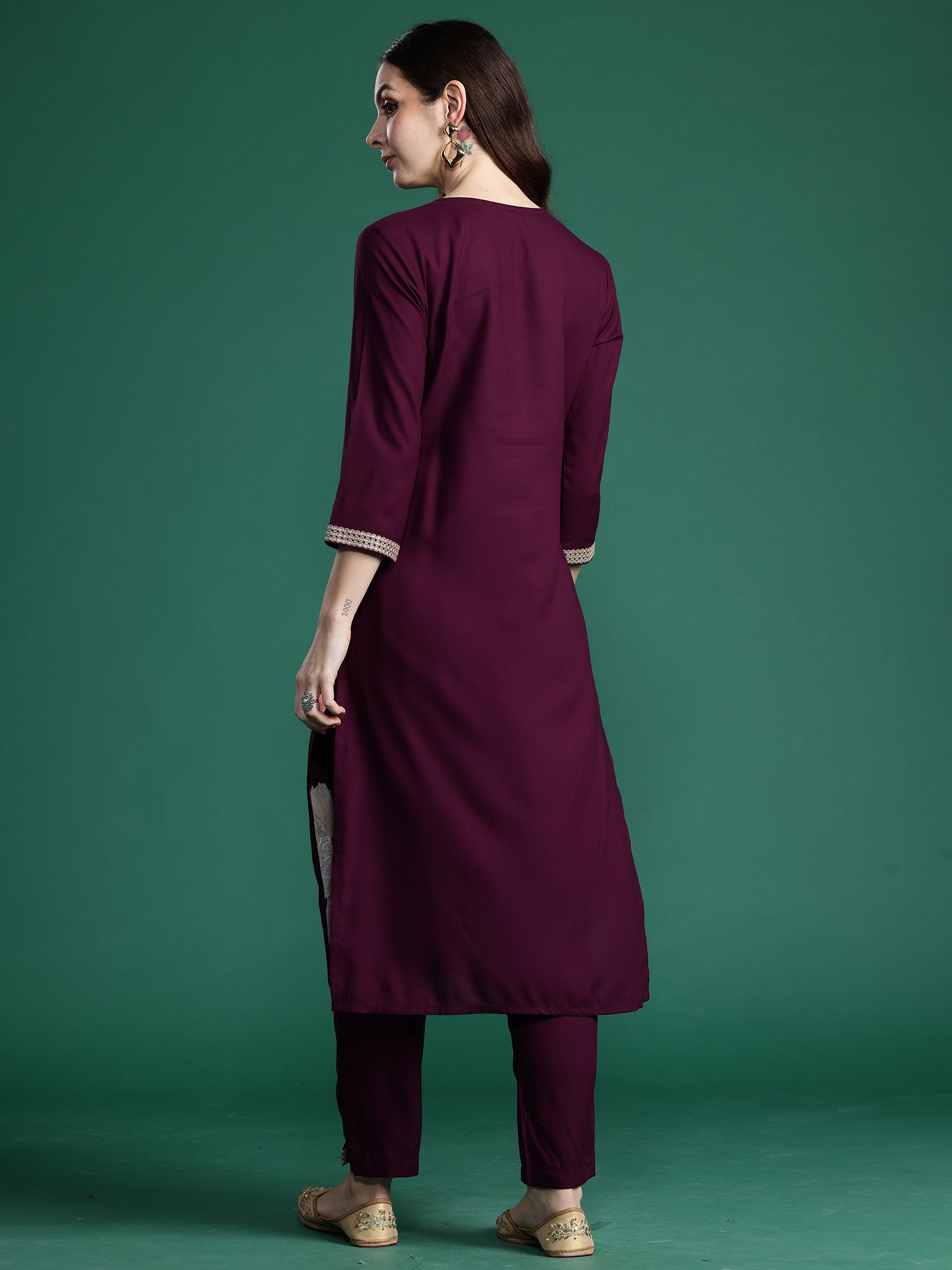 Women Burgundy Embroidered Straight Kurta Trousers Set