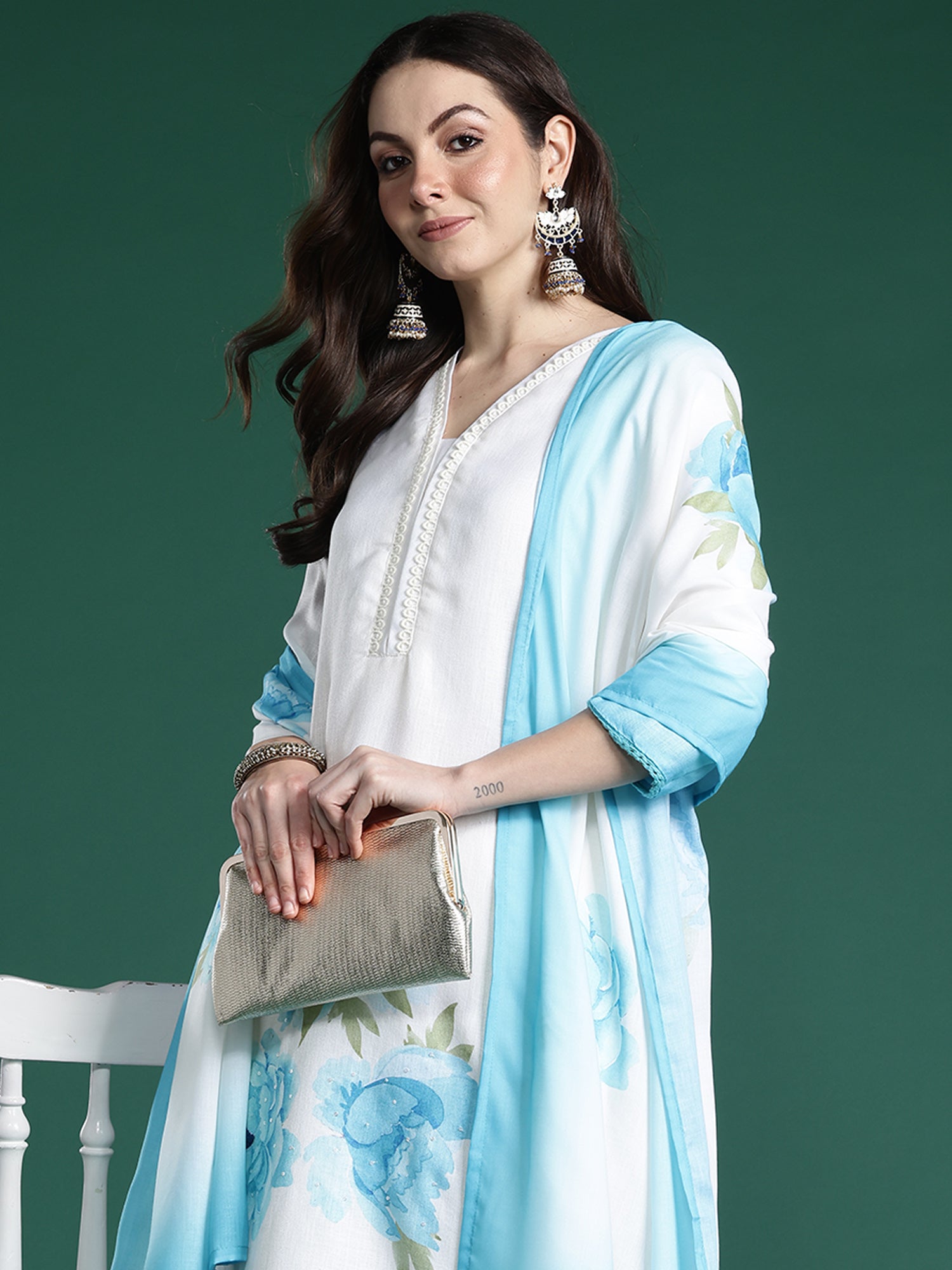 Women Off White Printed Straight Kurta Trousers With Dupatta Set