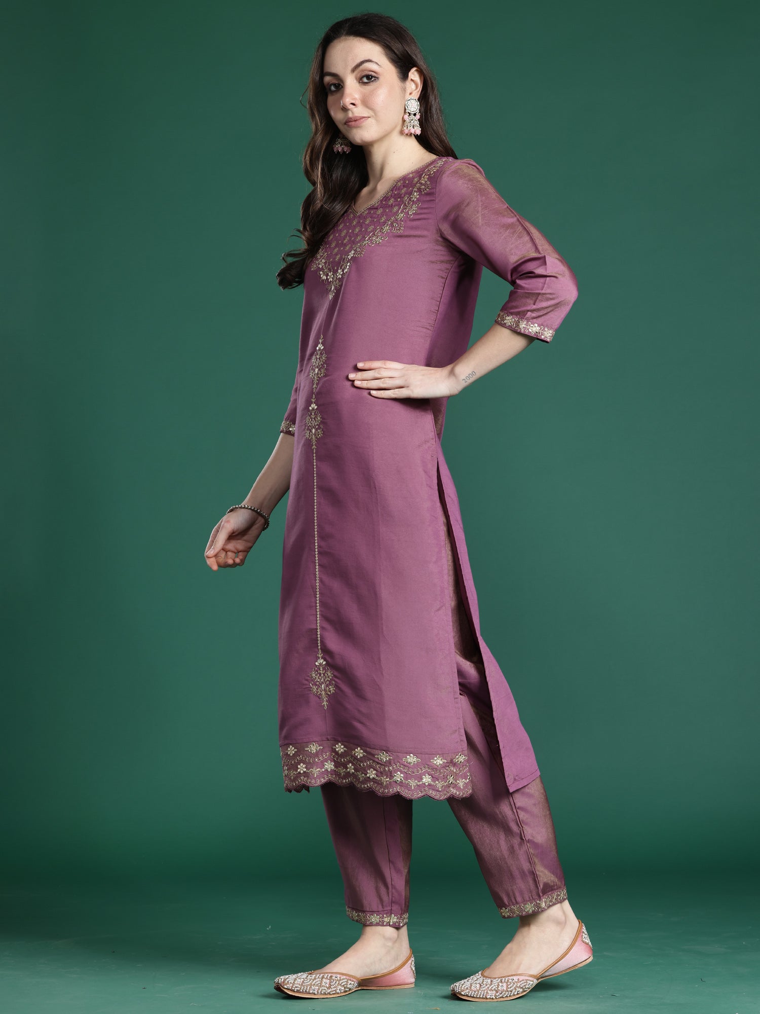 Women Lavender Embroidered Straight Kurta Trousers With Dupatta Set