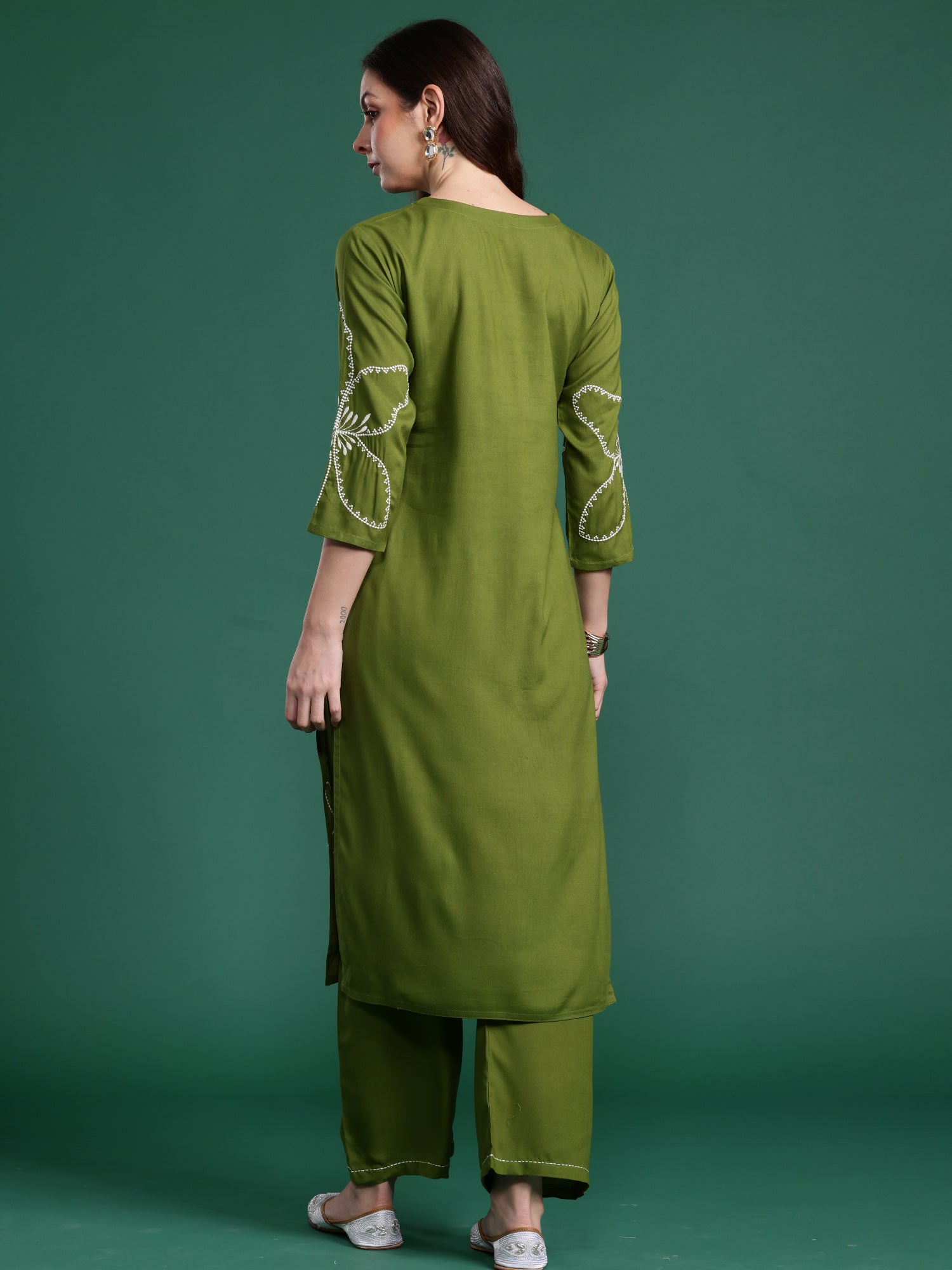 Women Green Embroidered Straight Kurta Palazzos Set