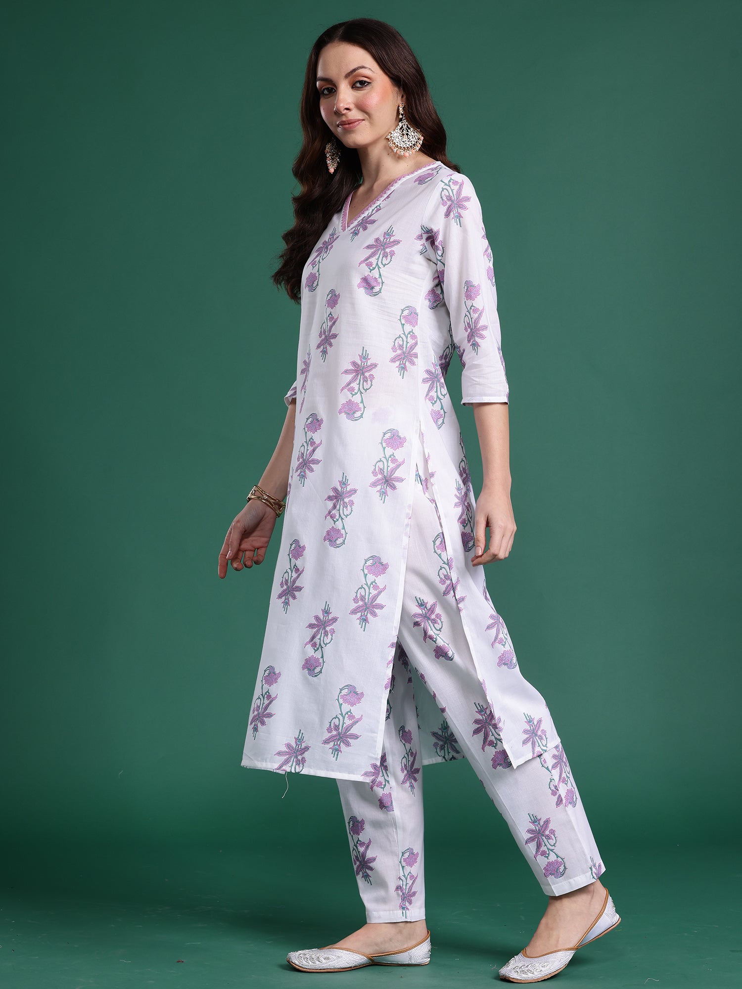 Women White Printed Straight Kurta Trousers Set