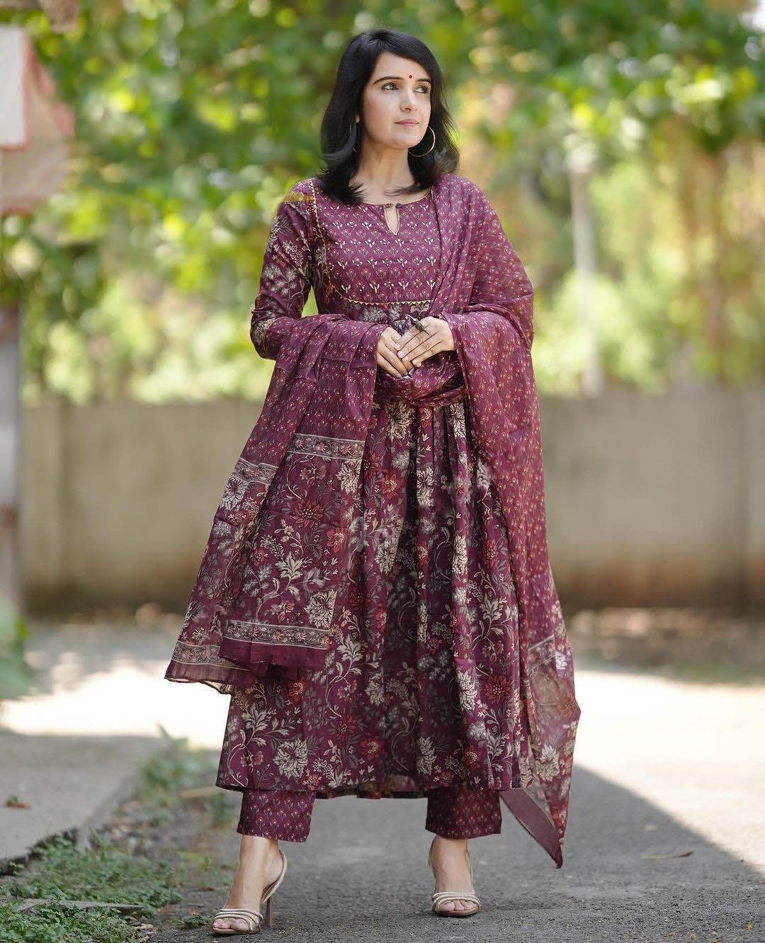 NOZ2TOZ - Made In INDIA.