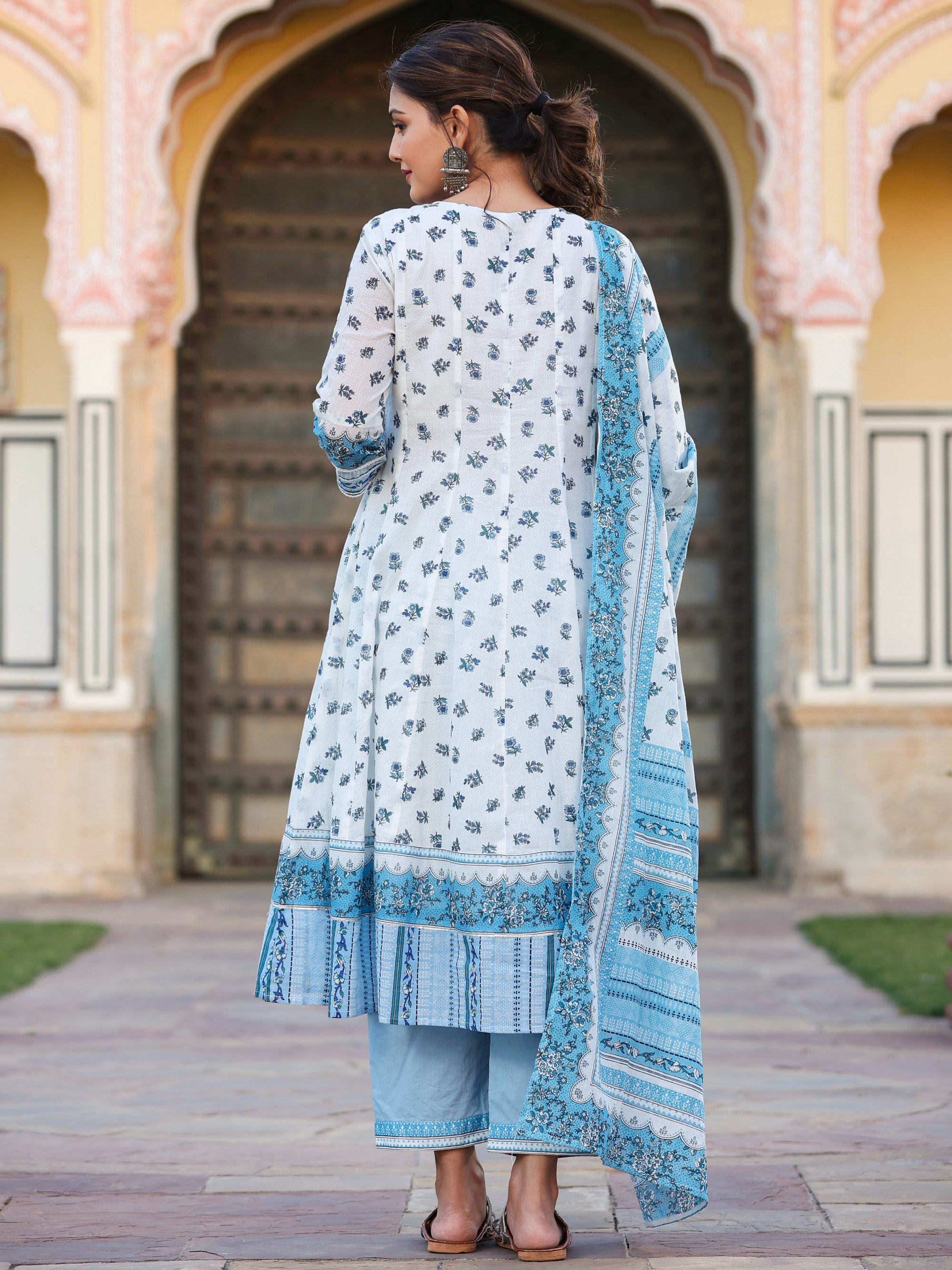 NOZ2TOZ - Made In INDIA.
