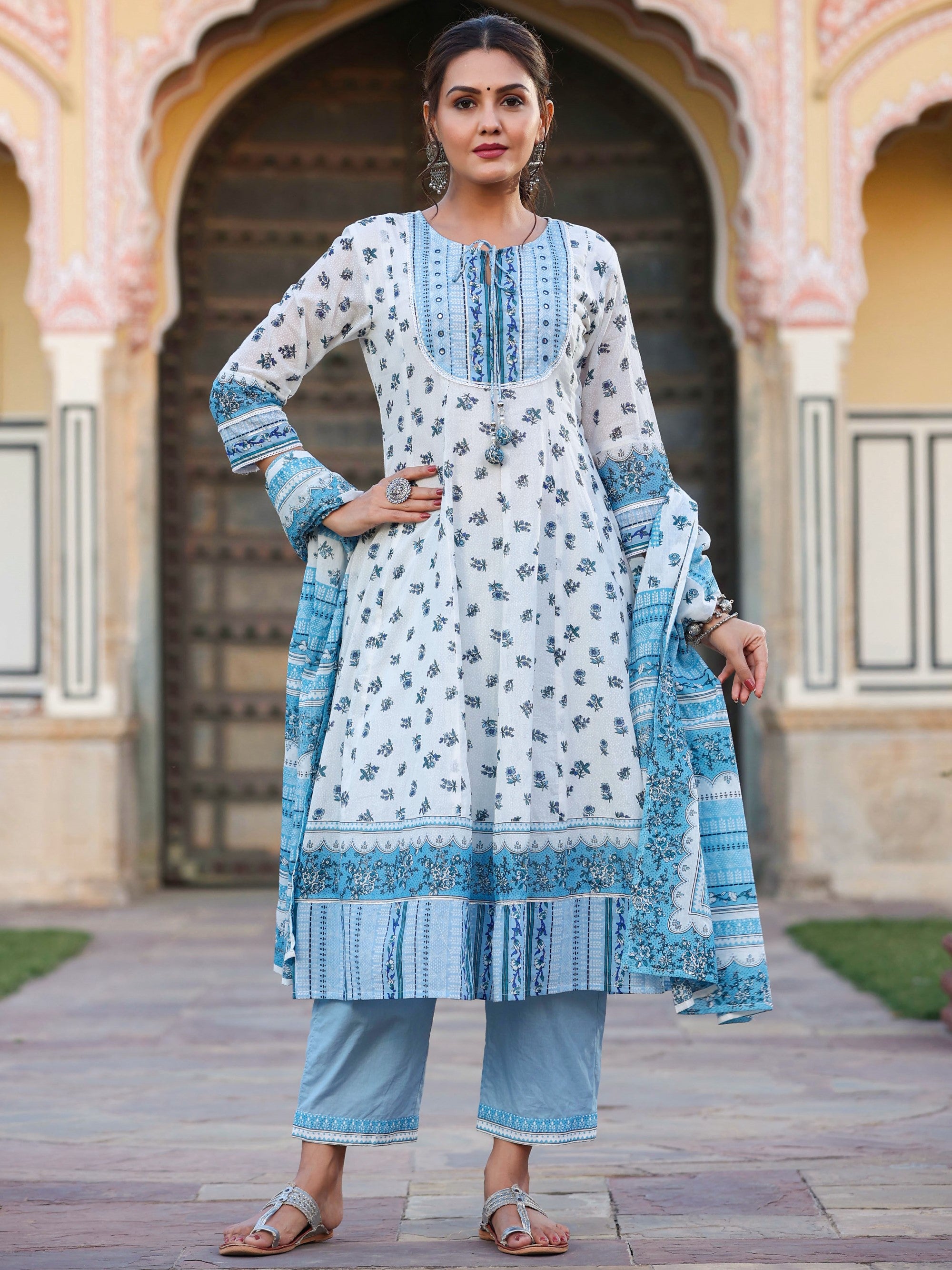 NOZ2TOZ - Made In INDIA.