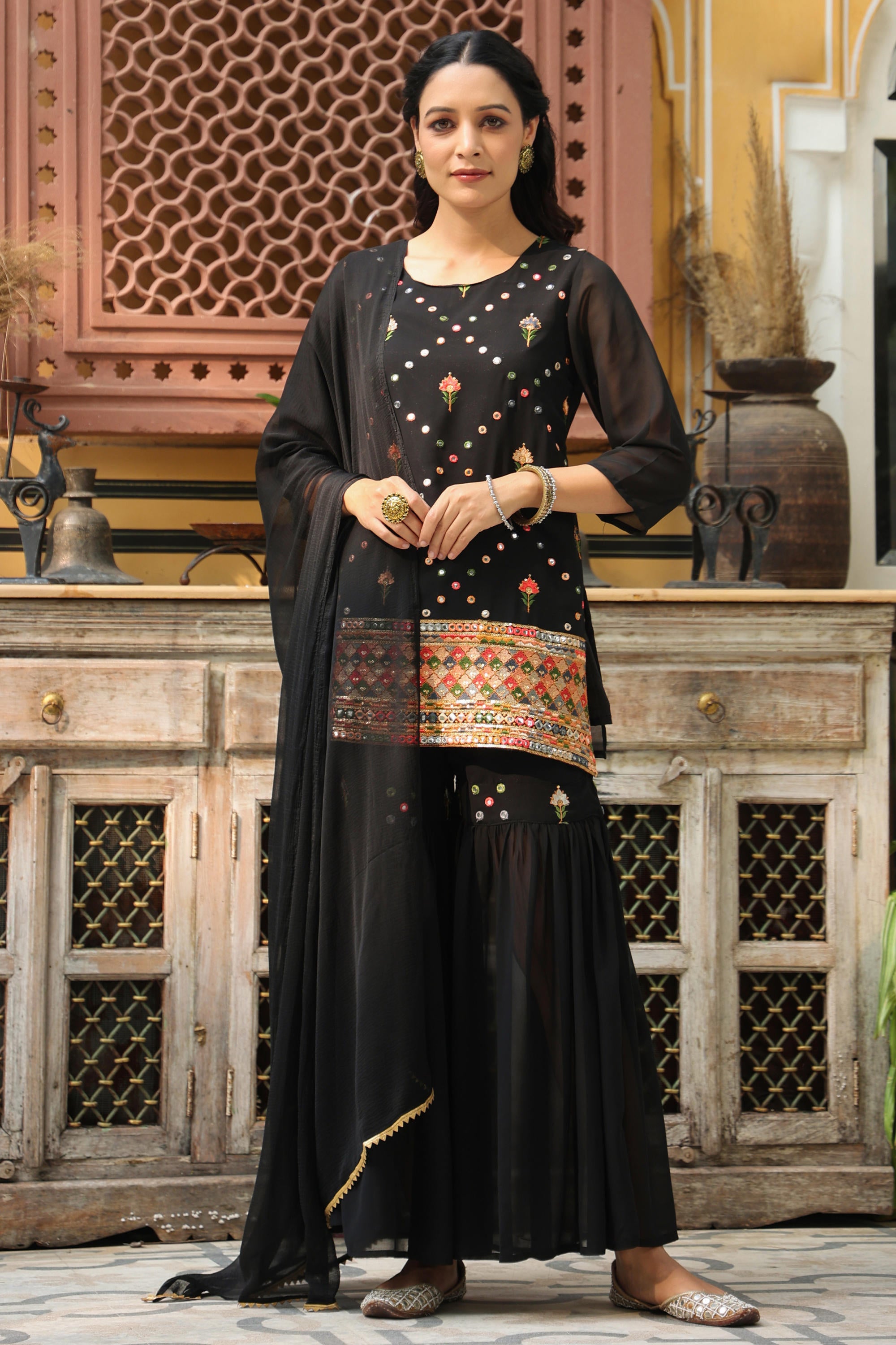 NOZ2TOZ - Made In INDIA.