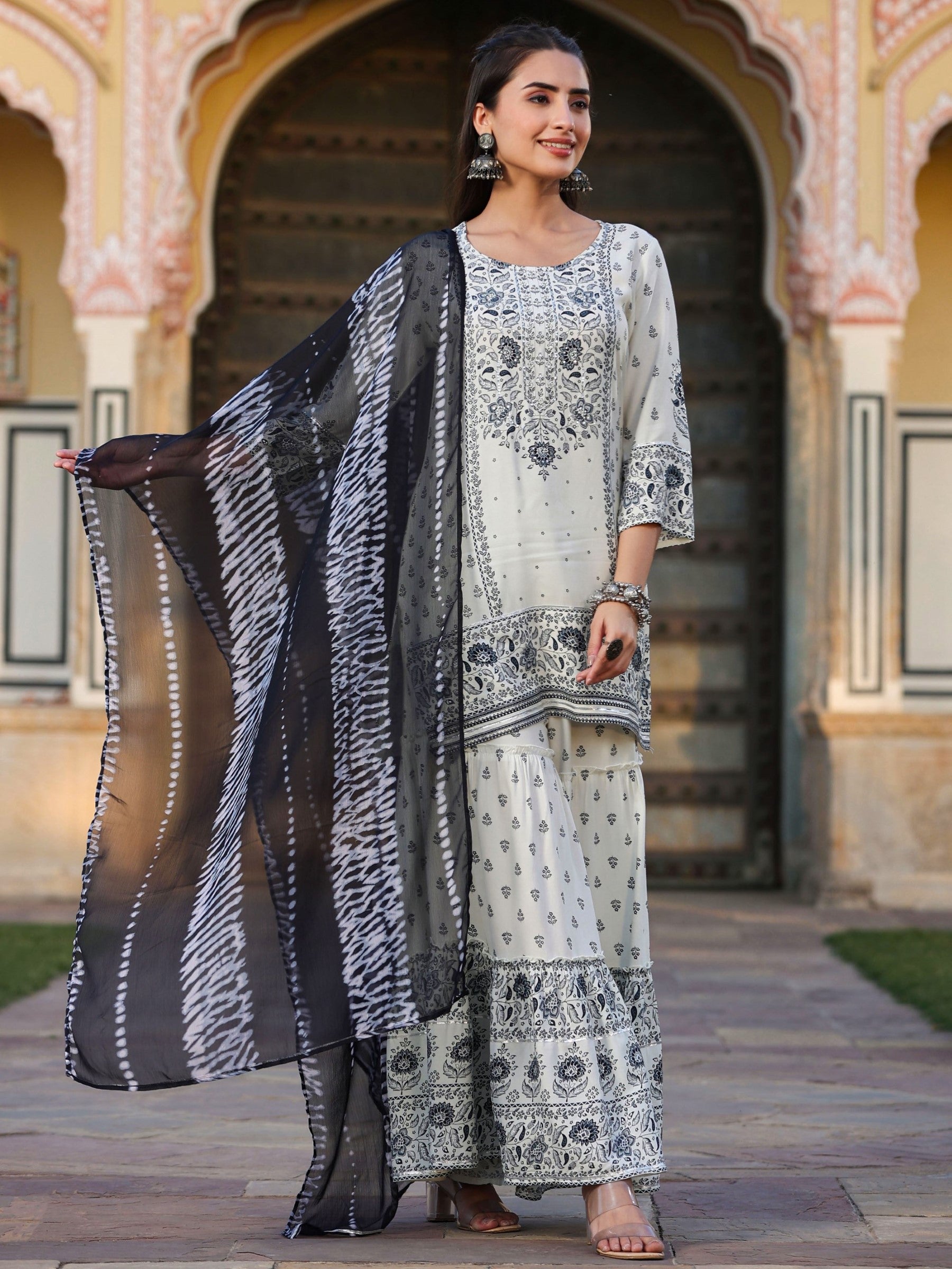 NOZ2TOZ - Made In INDIA.