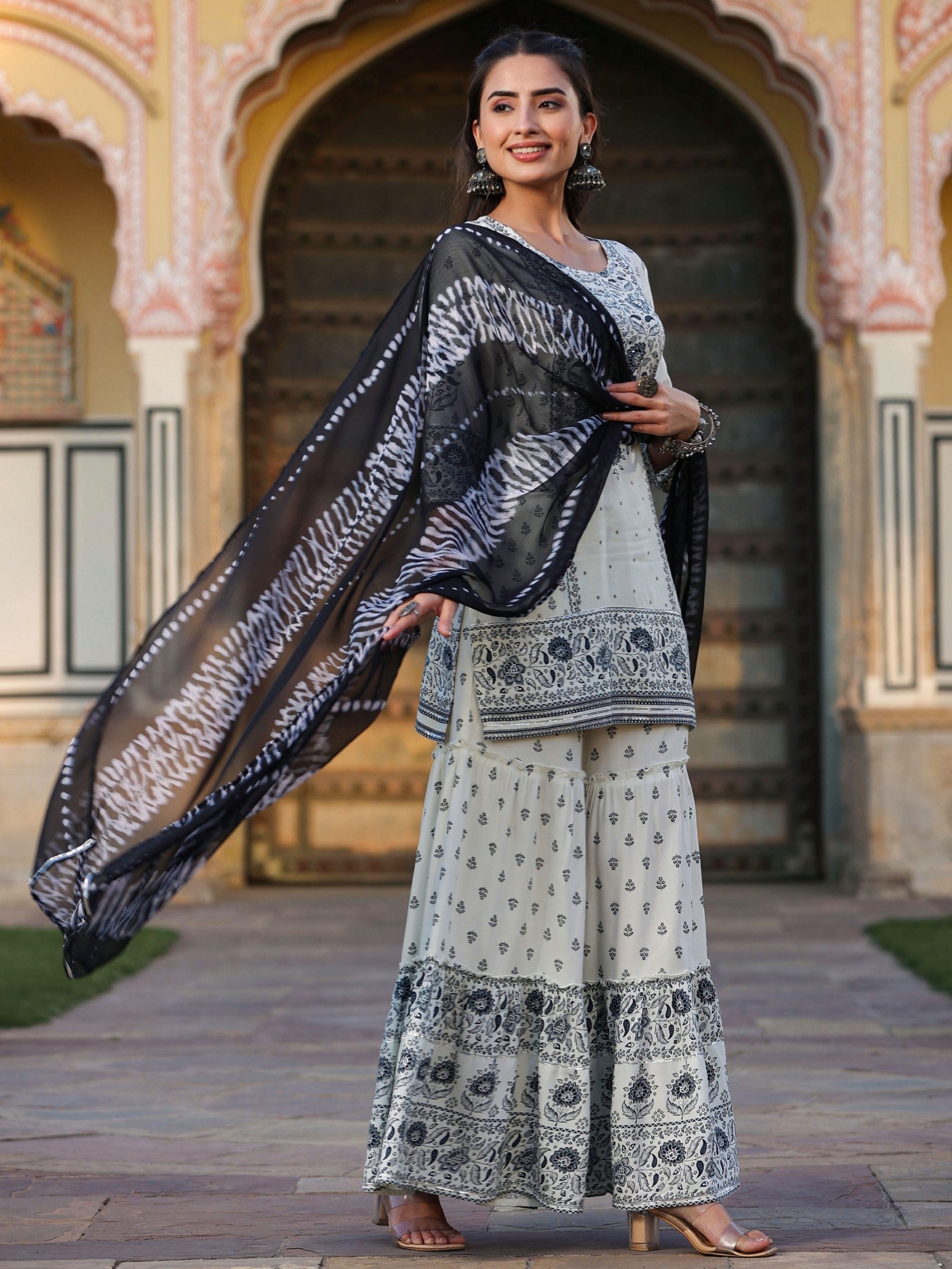 NOZ2TOZ - Made In INDIA.