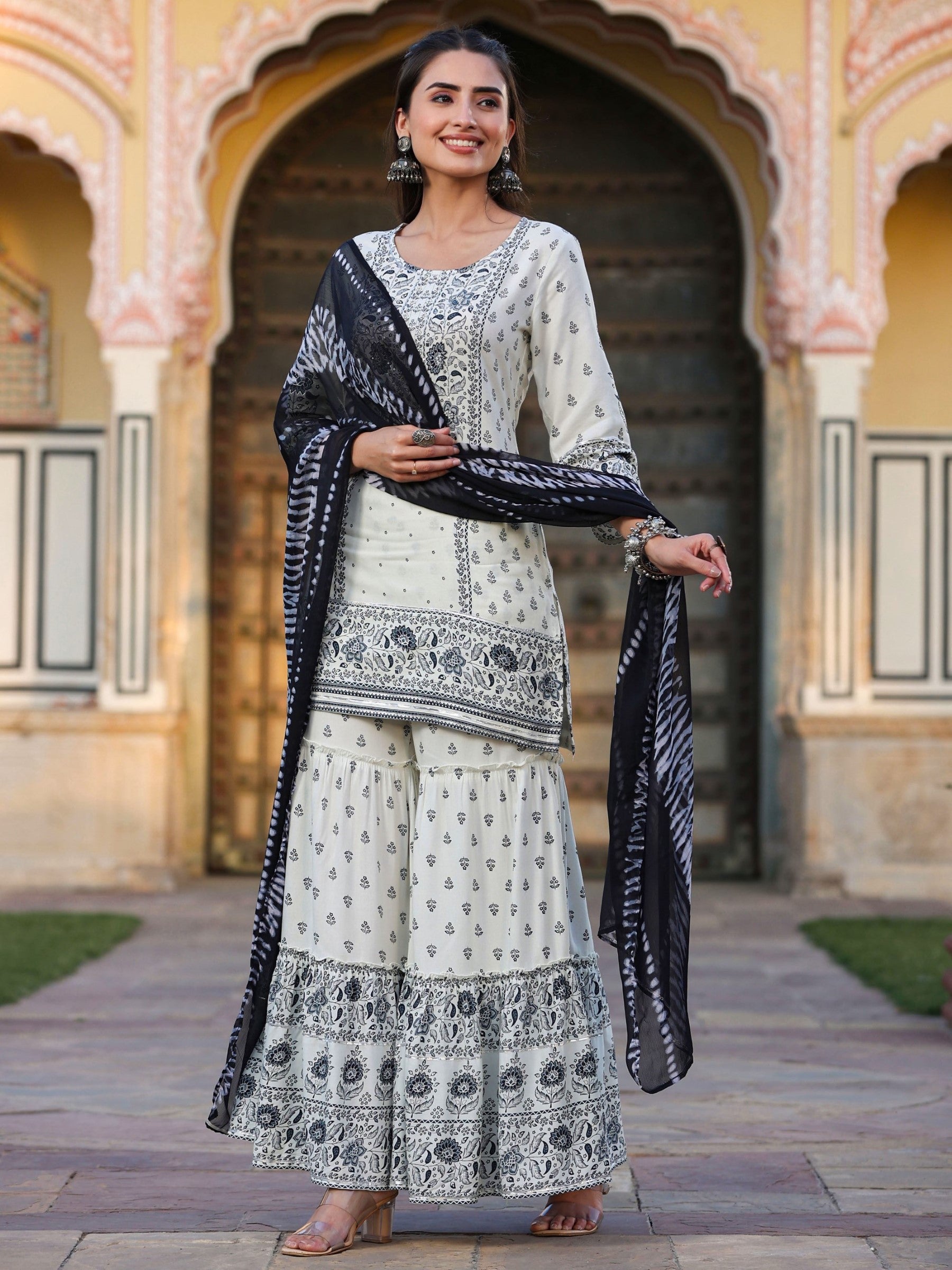 NOZ2TOZ - Made In INDIA.