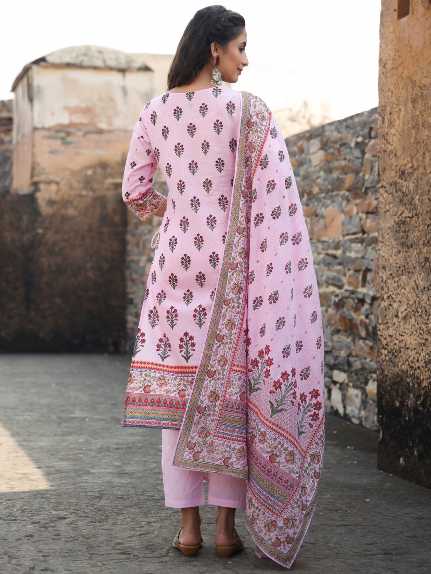NOZ2TOZ - Made In INDIA.
