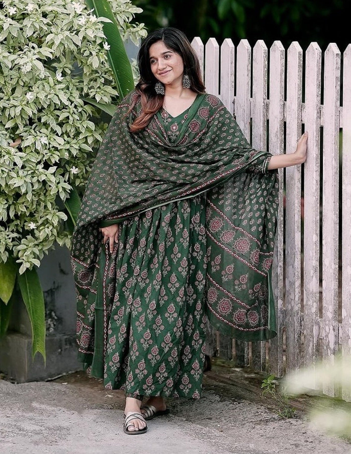 NOZ2TOZ - Made In INDIA.