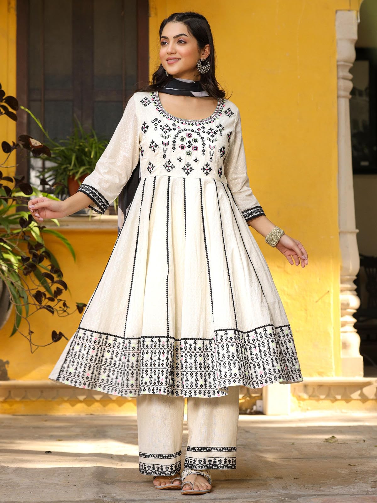 NOZ2TOZ - Made In INDIA.
