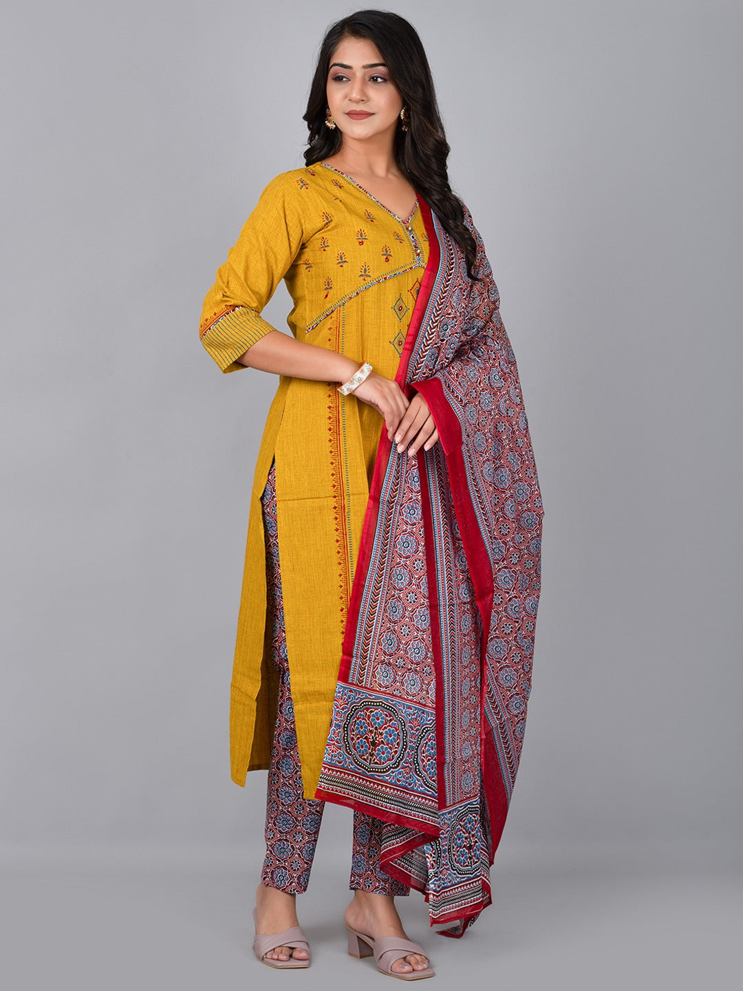 Women Fashion Petasl Straight Kurta With Printed Pant & Printed Dupatta