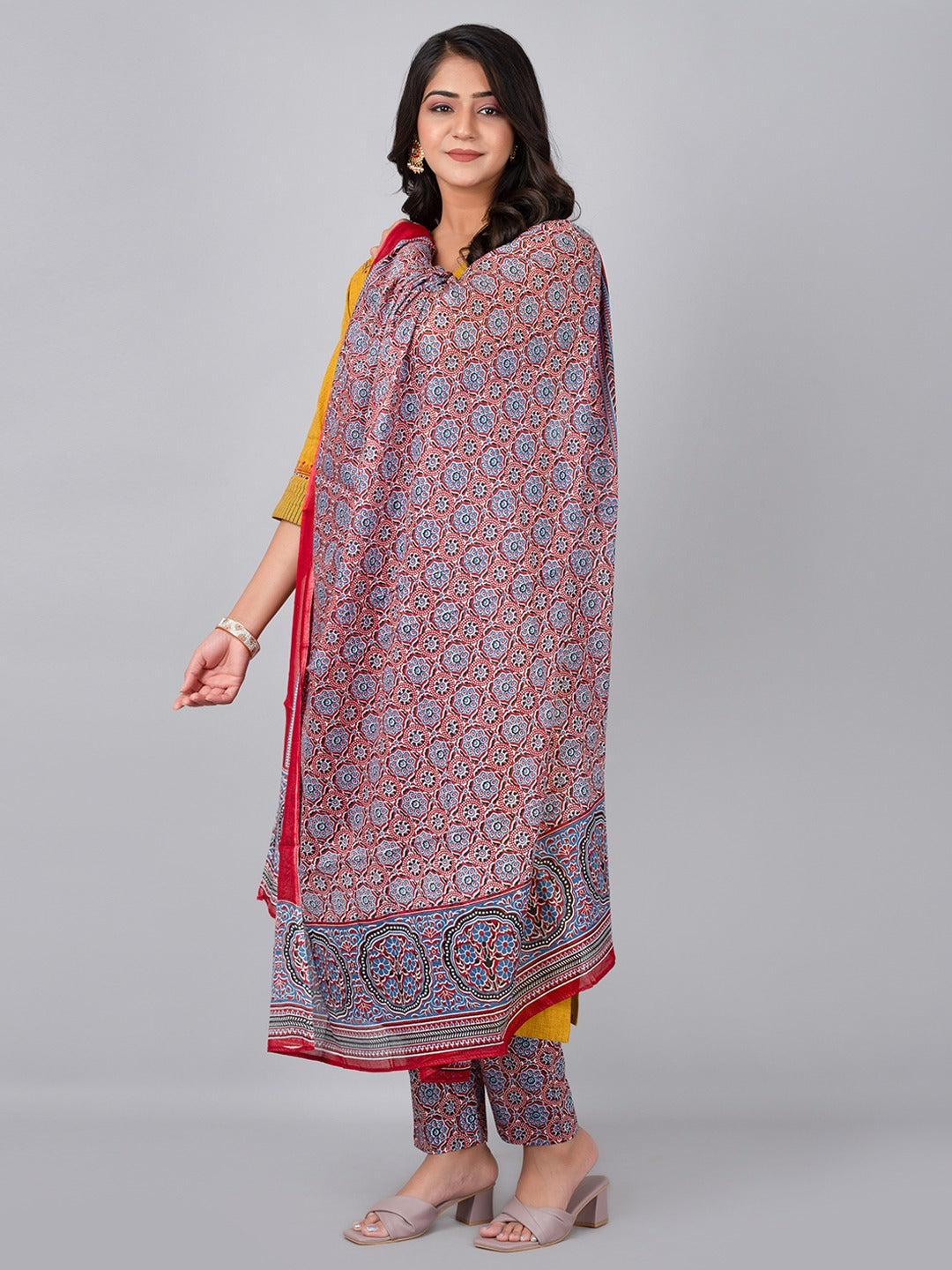 Women Fashion Petasl Straight Kurta With Printed Pant & Printed Dupatta