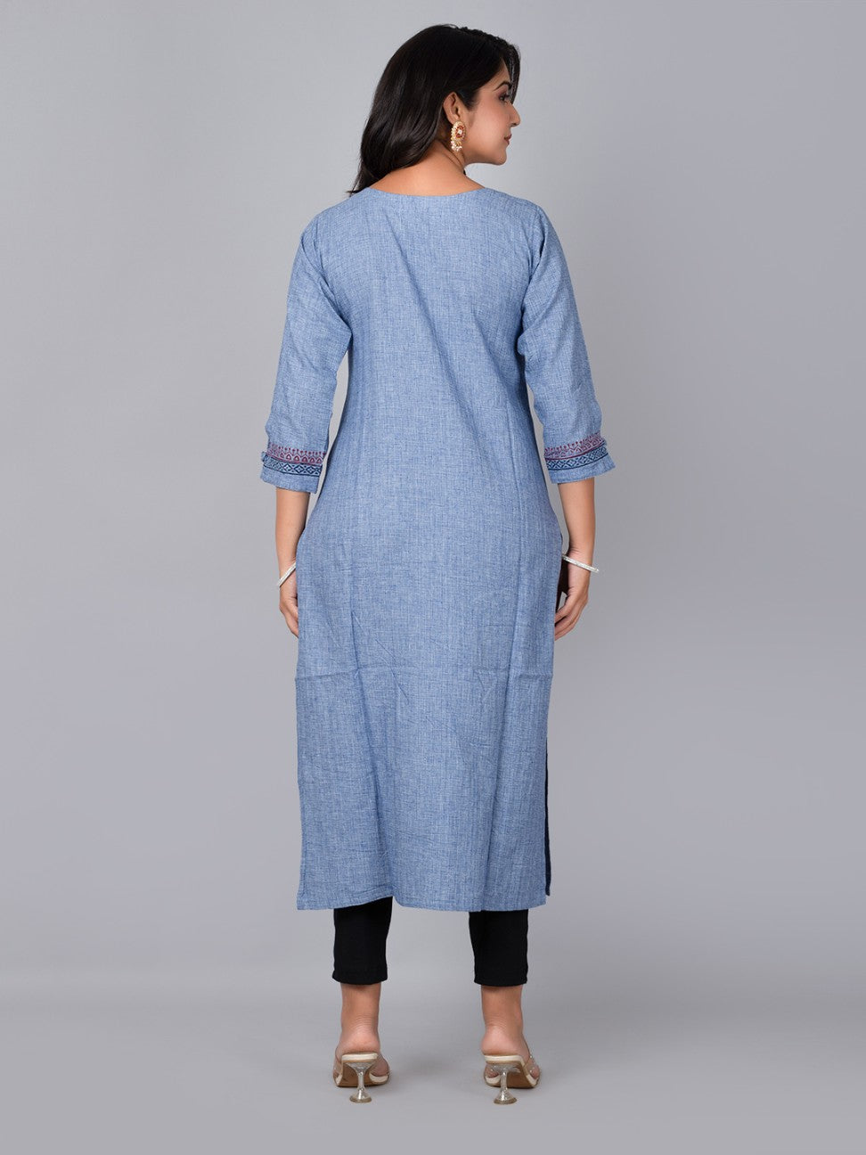 Women Blue Straight Kurta With Block Print