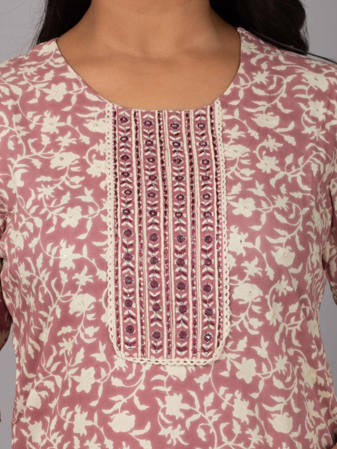 Women Straight Kurta With Embroidery Work