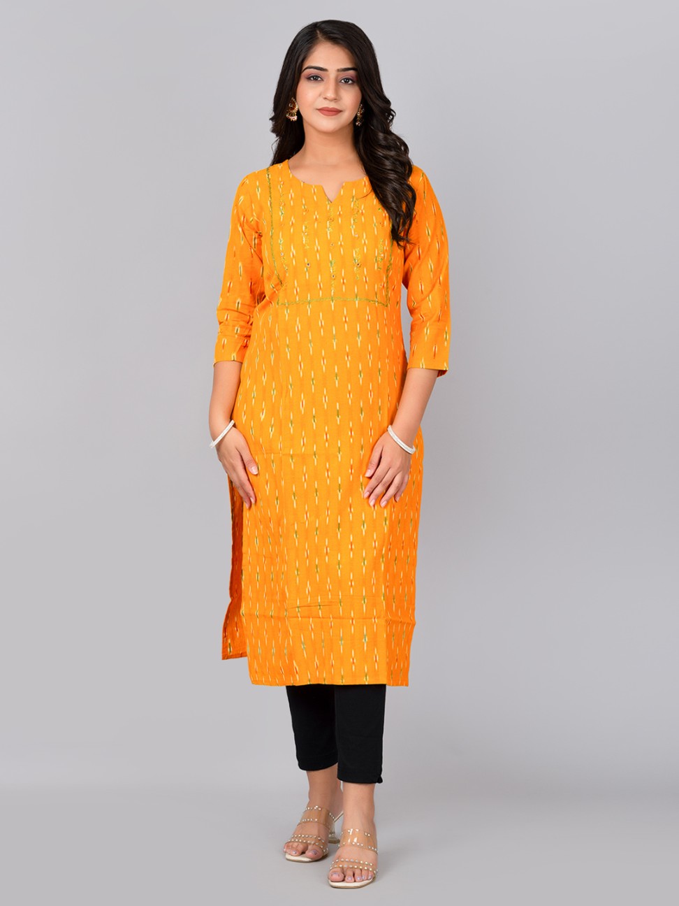 Women Straight Kurta With Handwork