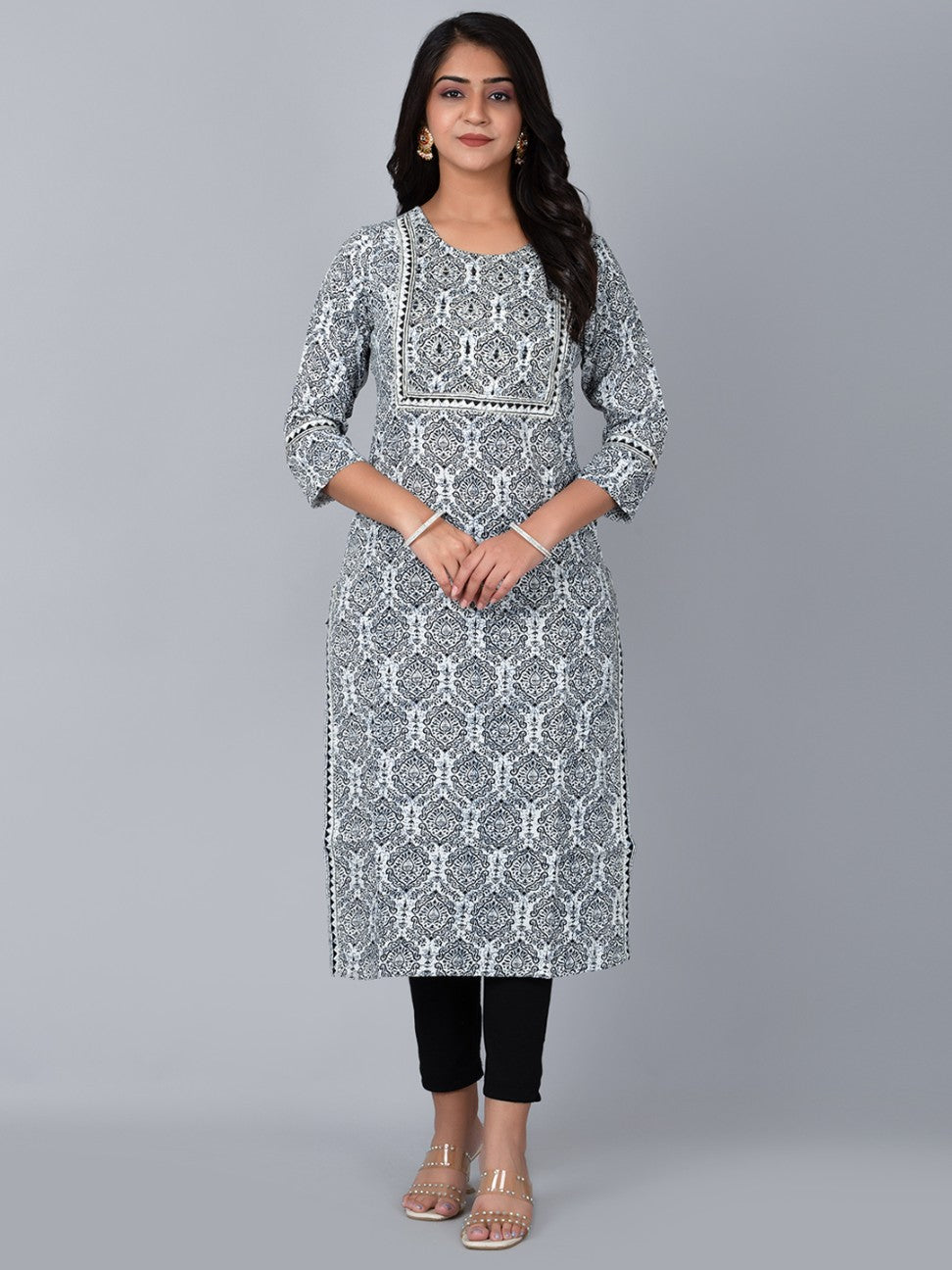 Women Straight Kurta With Mirror Work