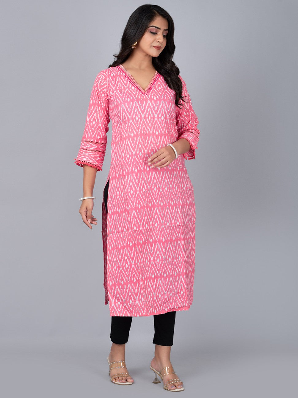 Women V Cut Neck Straight Kurta With Handwork