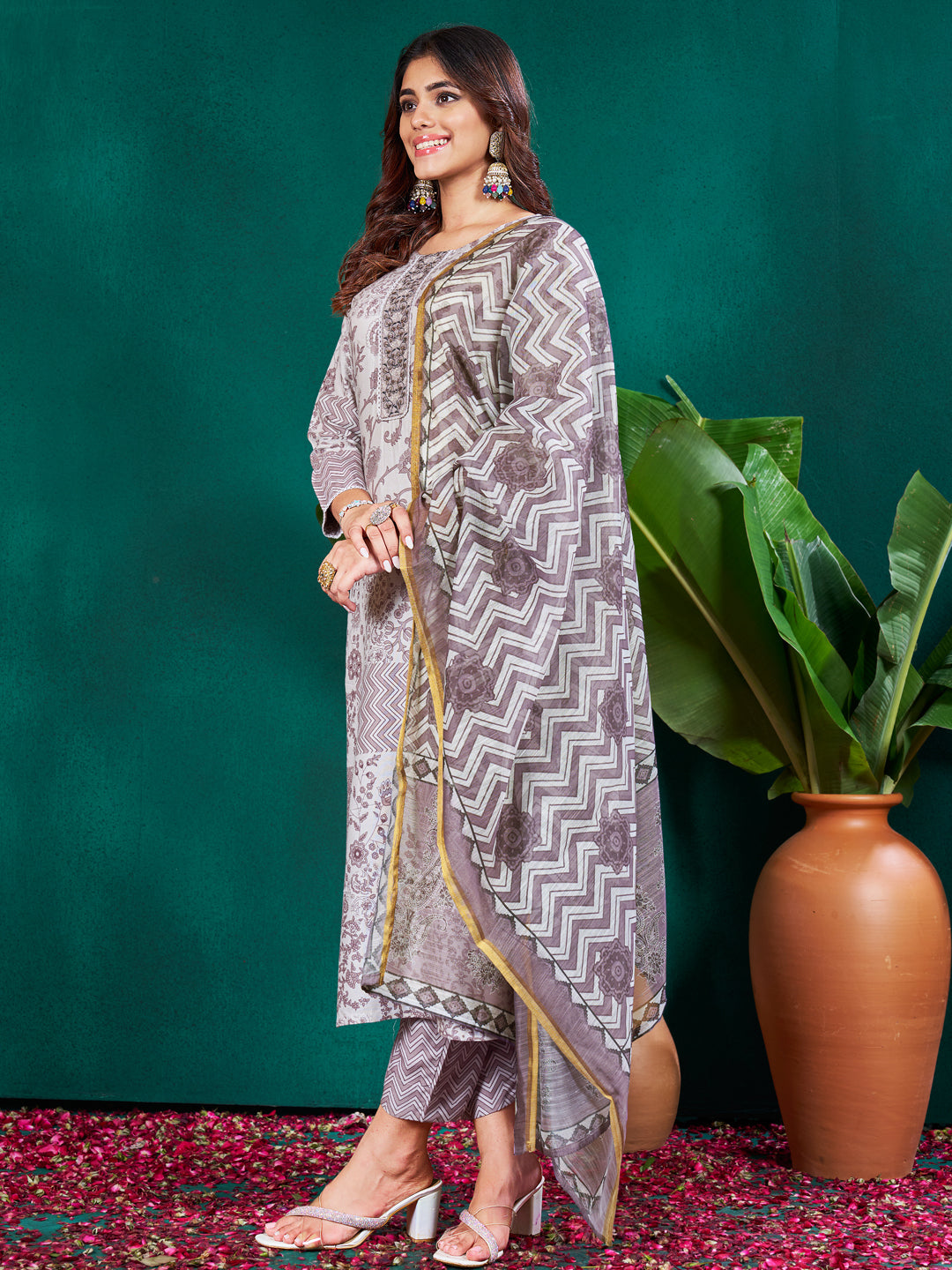 NOZ2TOZ - Made In INDIA.