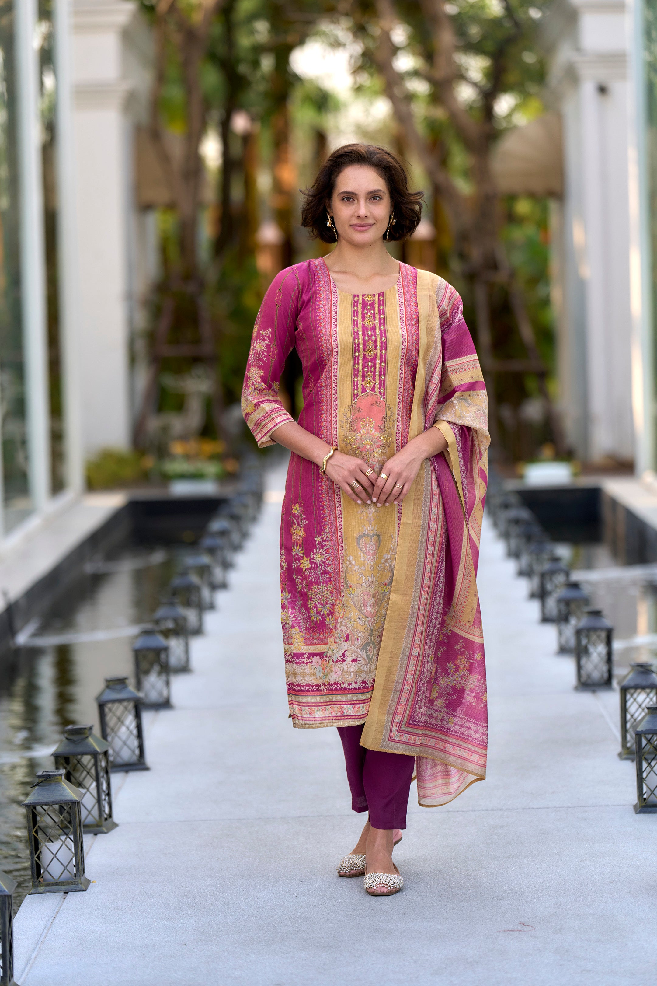 NOZ2TOZ - Made In INDIA.