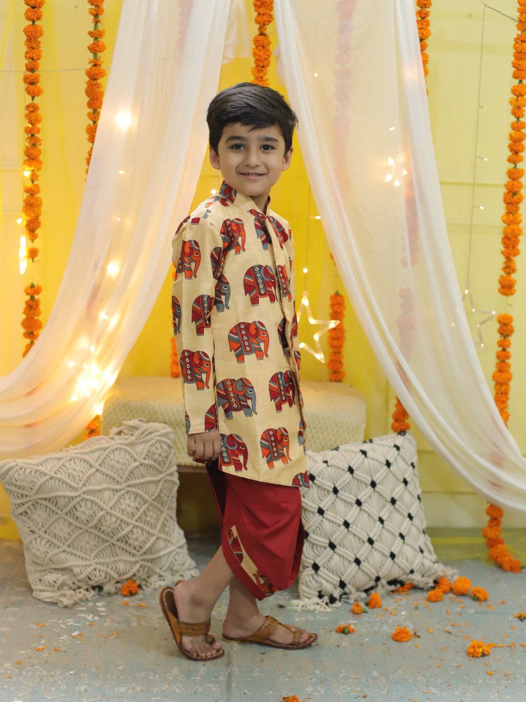 Boys Ethnic Hathi Print Full Sleeve Sherwani - Red NOZ2TOZ - Made In INDIA.