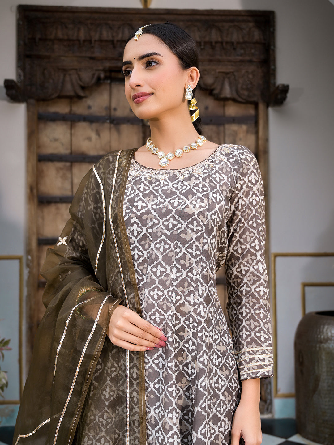 NOZ2TOZ - Made In INDIA.
