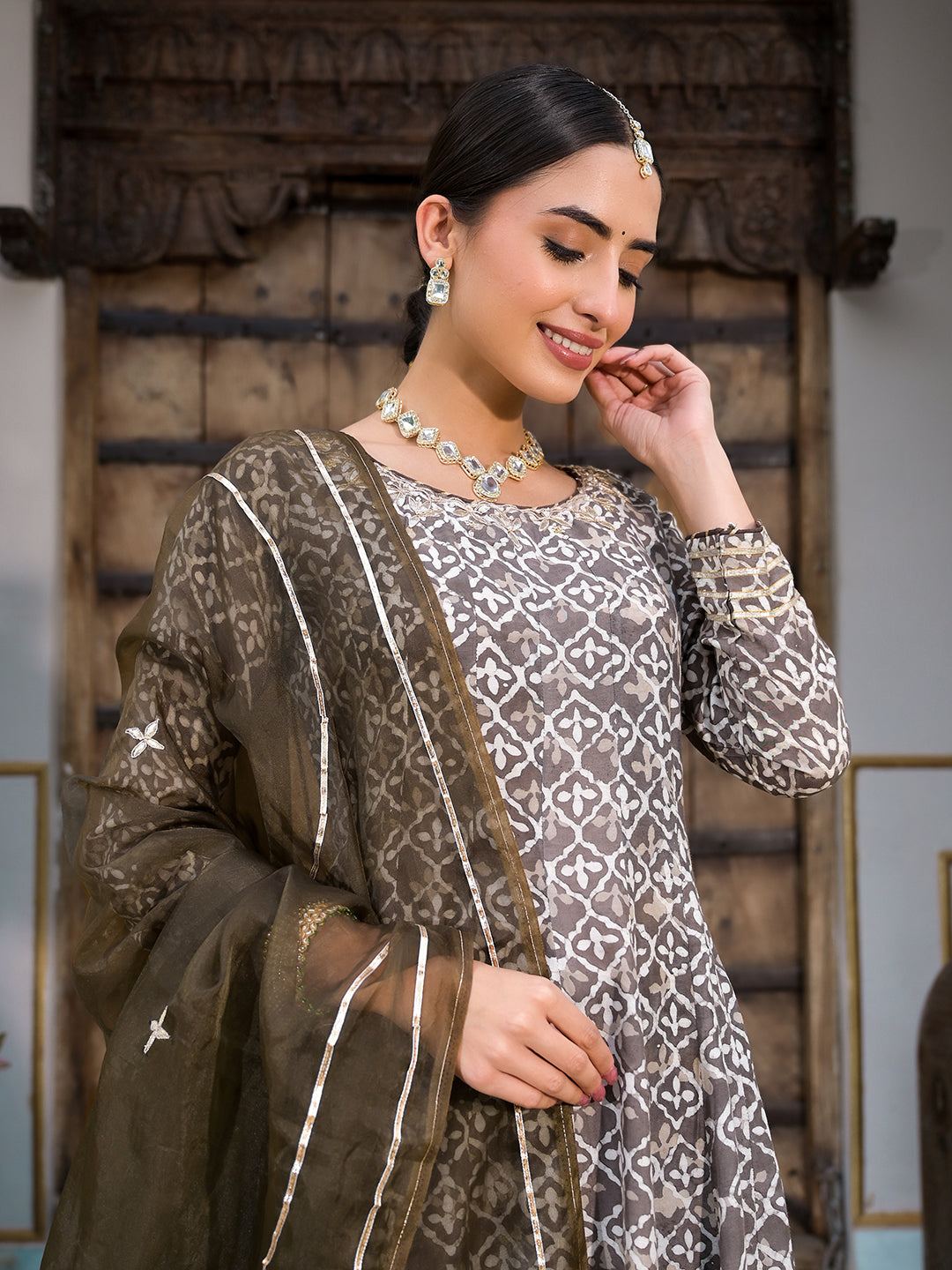 NOZ2TOZ - Made In INDIA.