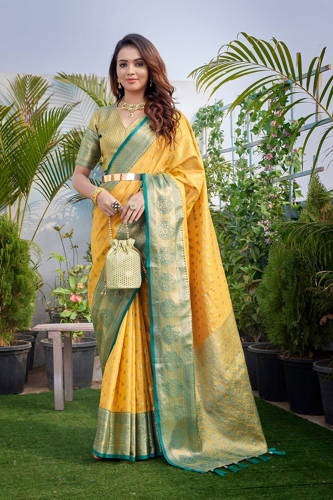 NOZ2TOZ - Made In INDIA.