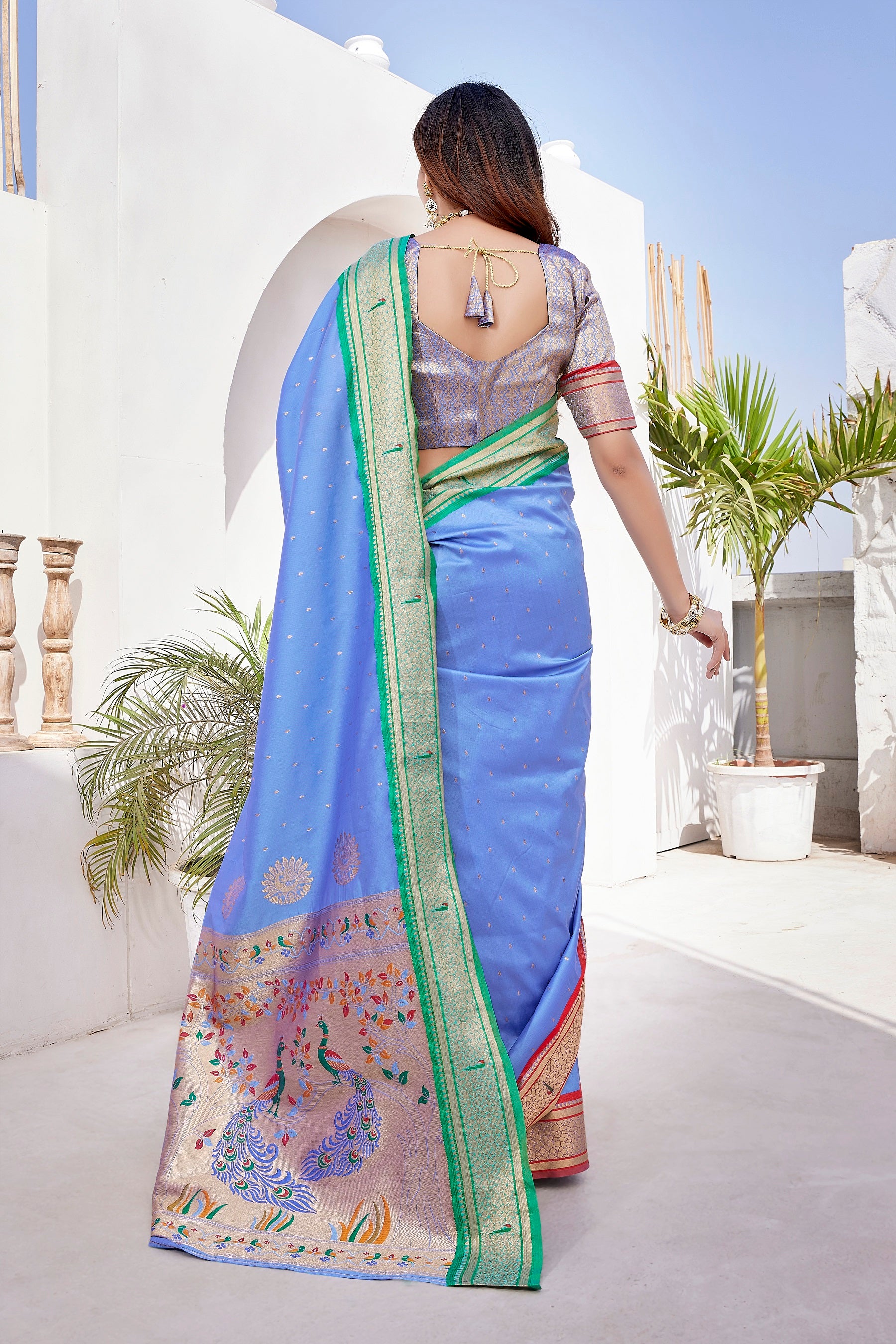 Women Wedding Wear Jari Weaving Paithani Silk Saree with Un Stitched Blouse