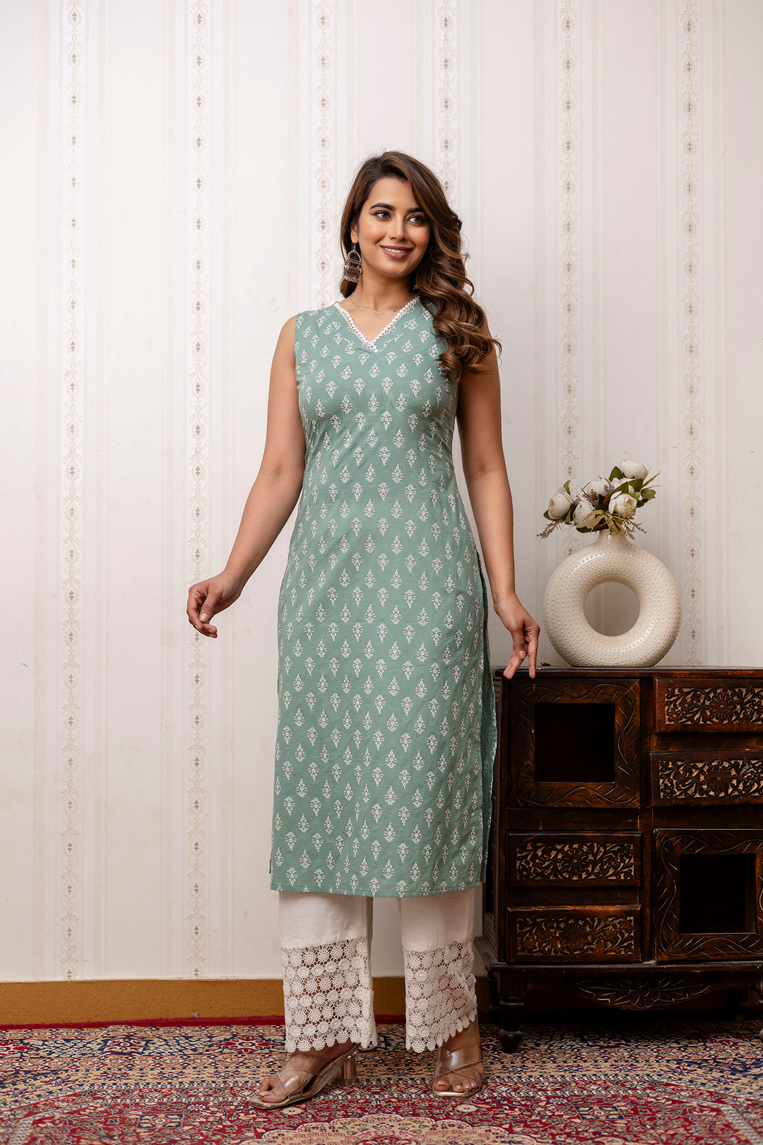 NOZ2TOZ - Made In INDIA.