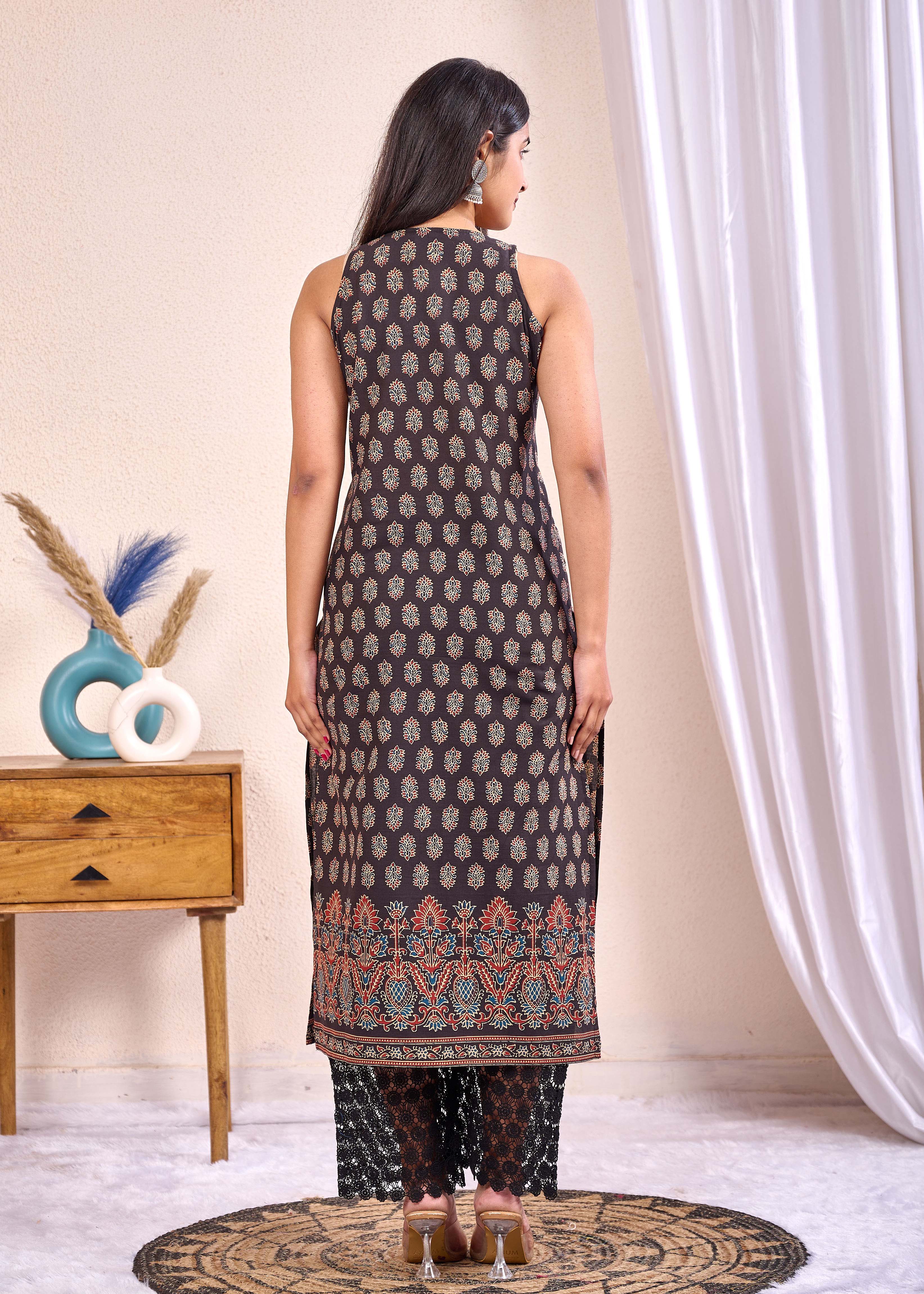NOZ2TOZ - Made In INDIA.