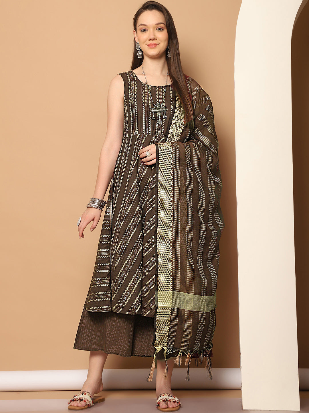 NOZ2TOZ - Made In INDIA
