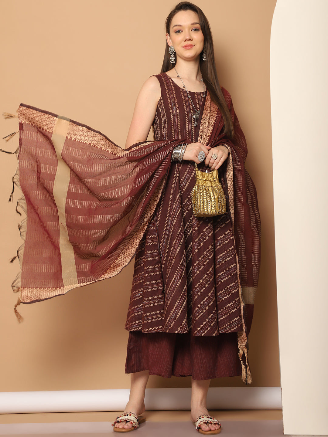 NOZ2TOZ - Made In INDIA