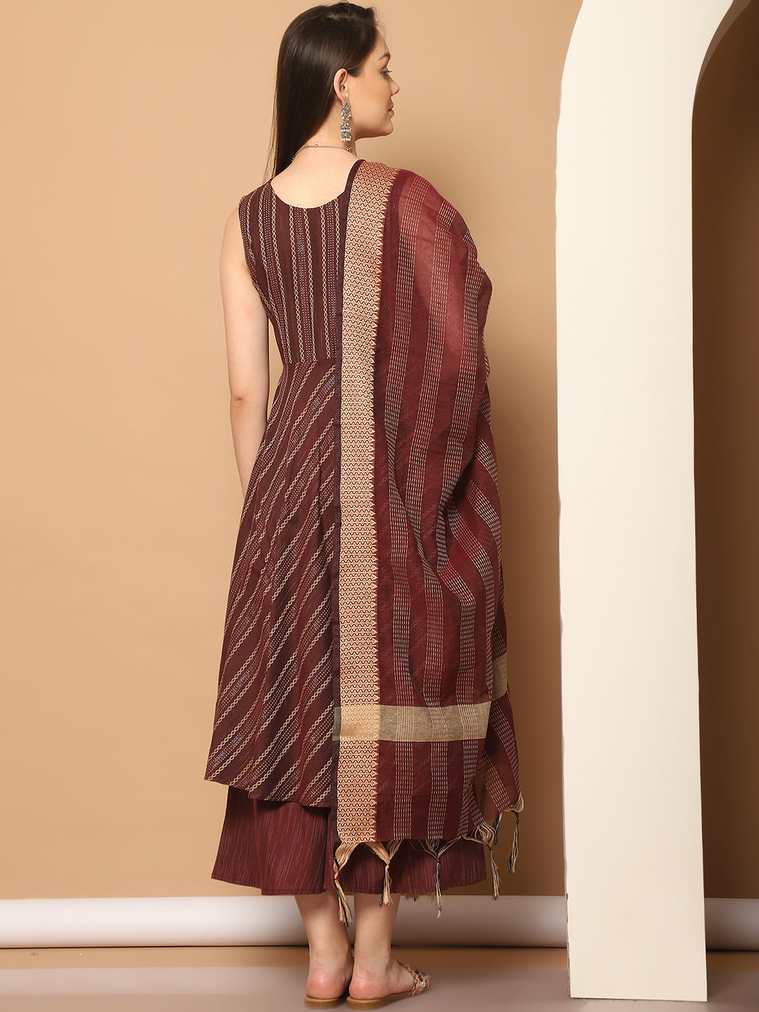 NOZ2TOZ - Made In INDIA