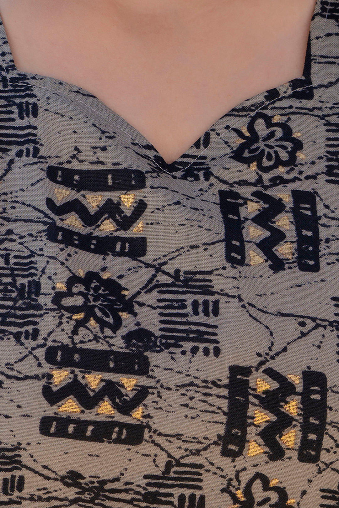 NOZ2TOZ - Made In INDIA.