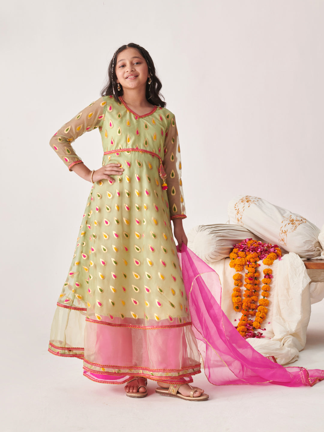 NOZ2TOZ - Made In INDIA.