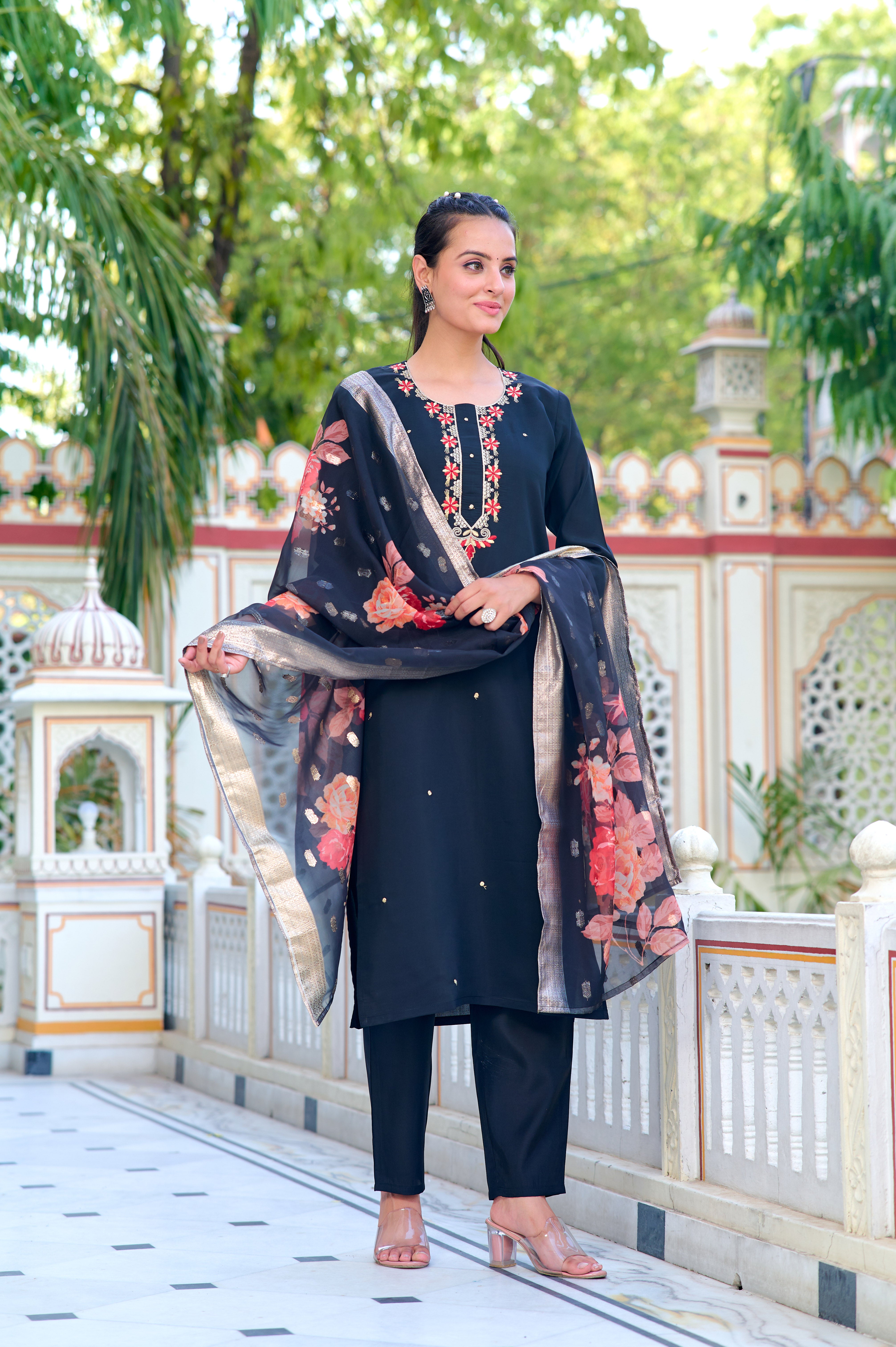 NOZ2TOZ - Made In INDIA.
