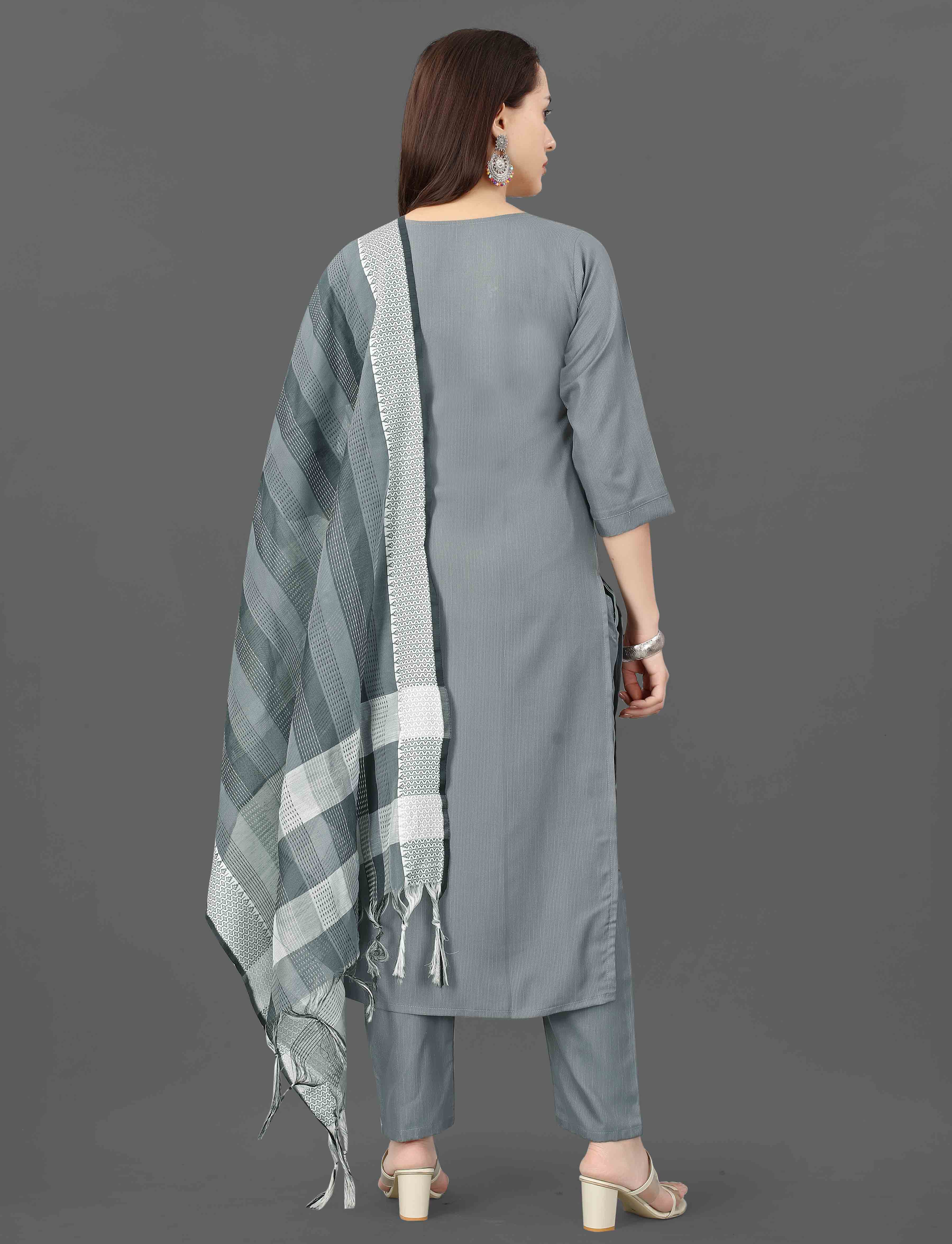 NOZ2TOZ - Made In INDIA.