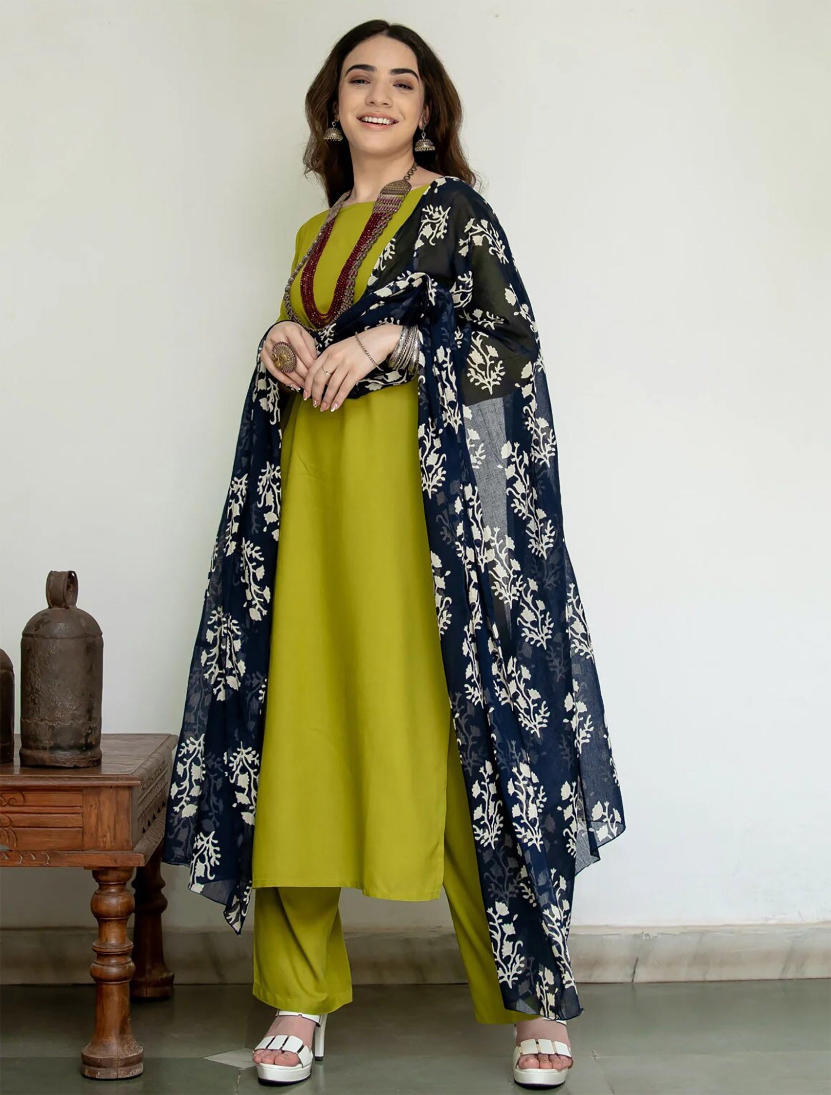 NOZ2TOZ - Made In INDIA.