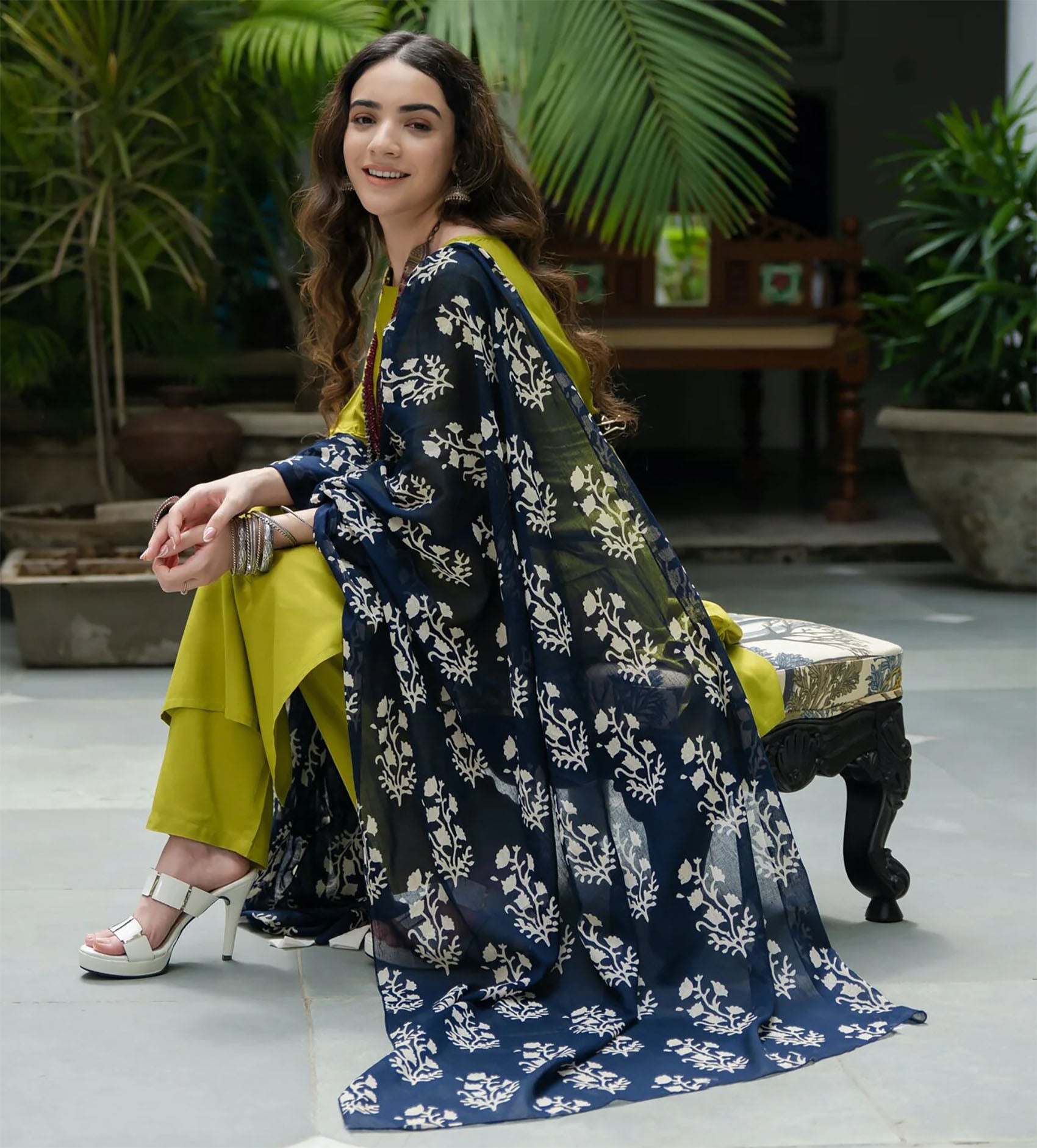 NOZ2TOZ - Made In INDIA.
