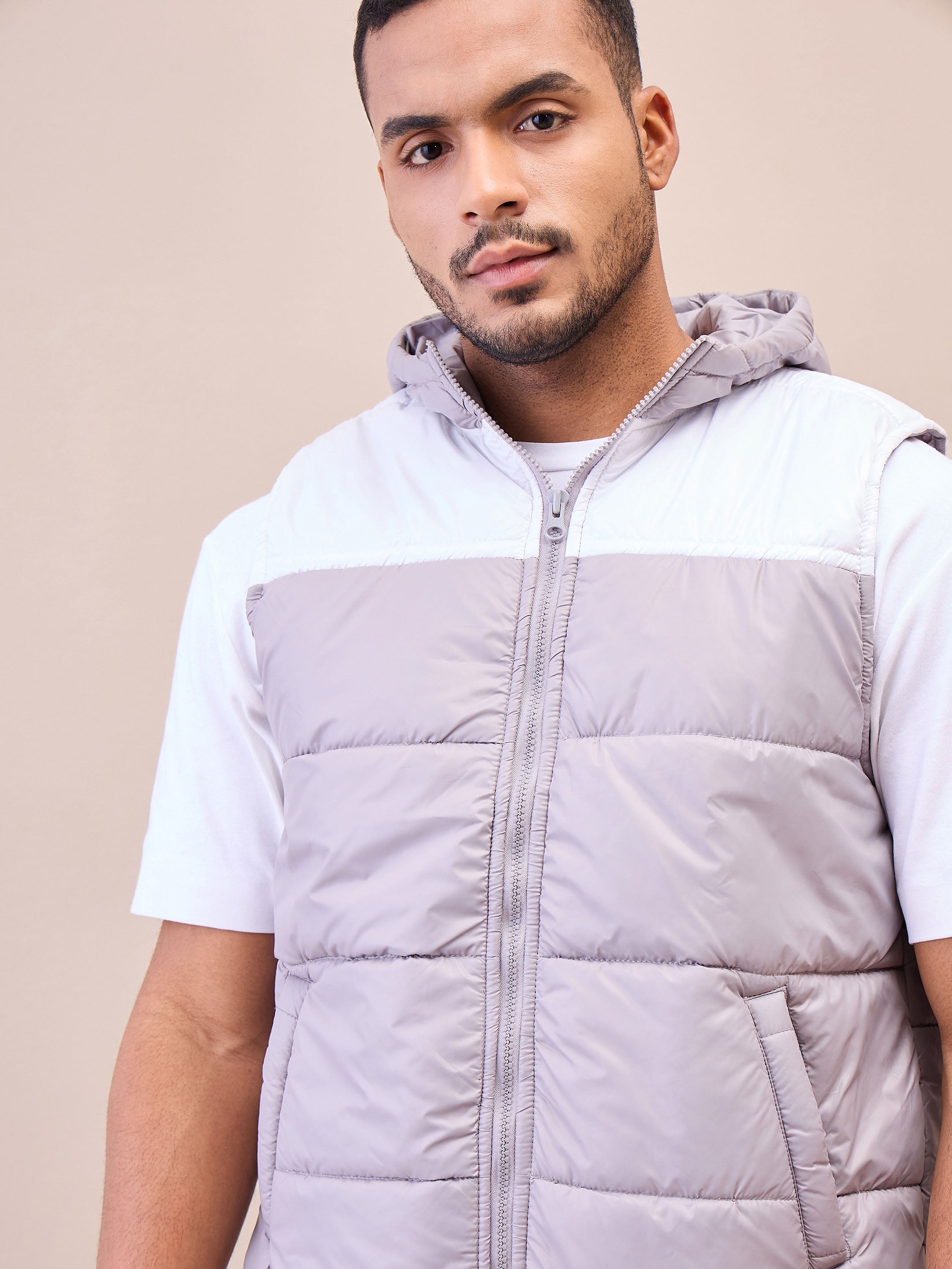 Men Grey & White ColorBlock Hoodie Sleeveless Jacket