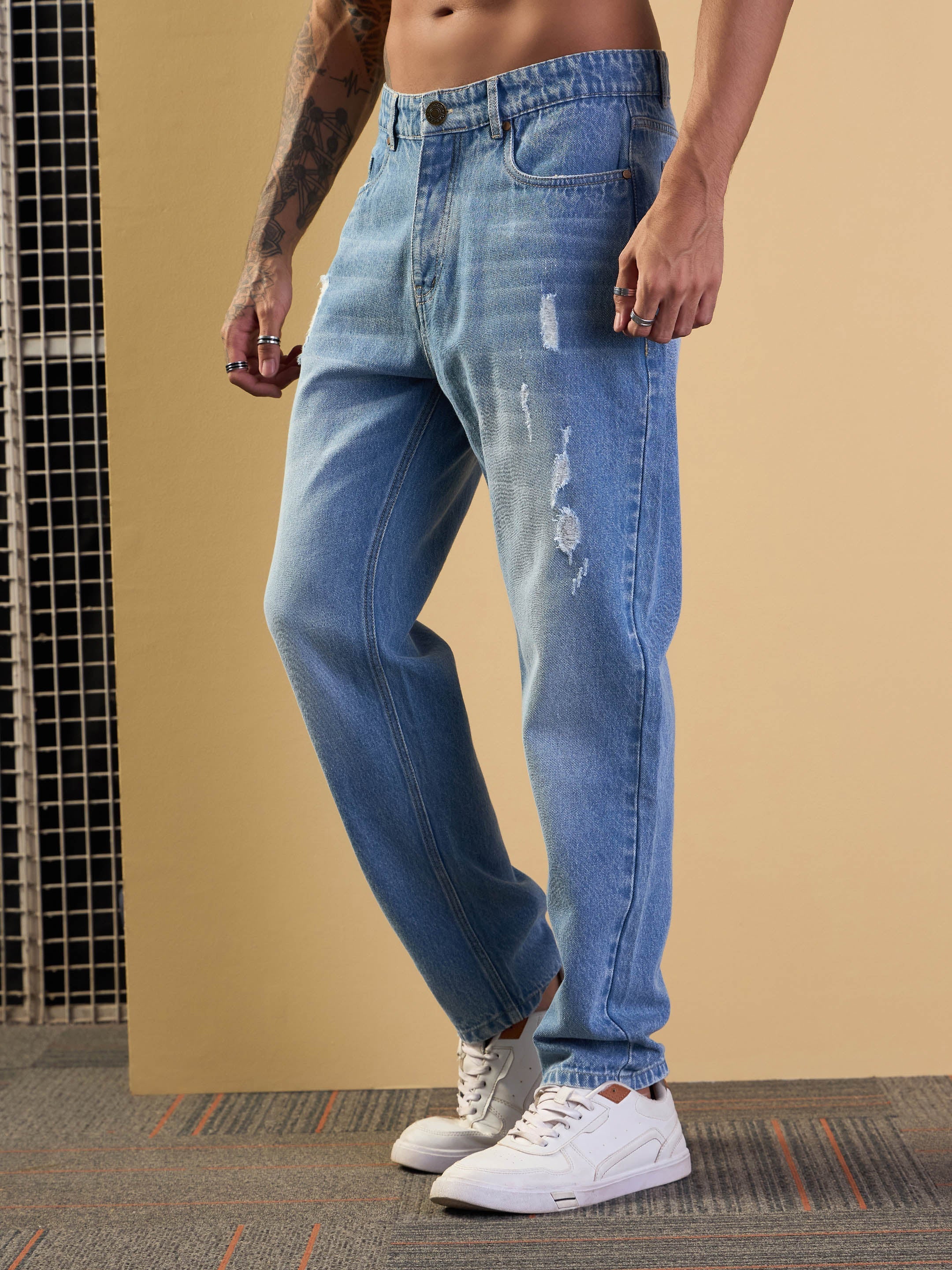 Men Blue Washed Distressed Relax Fit Jeans