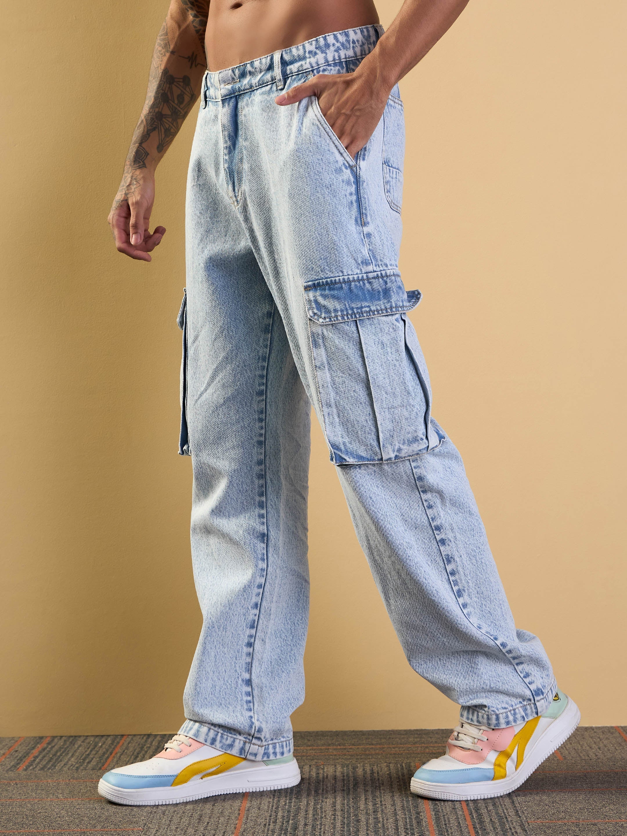 Men Blue Washed Cargo Pocket Jeans