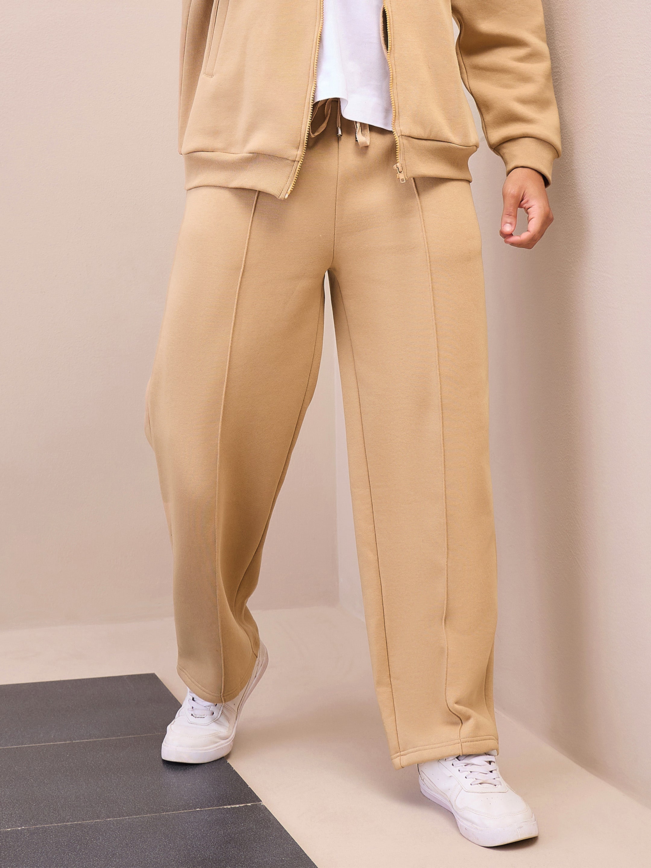 Men Beige Pintuck Oversize Sweatpants