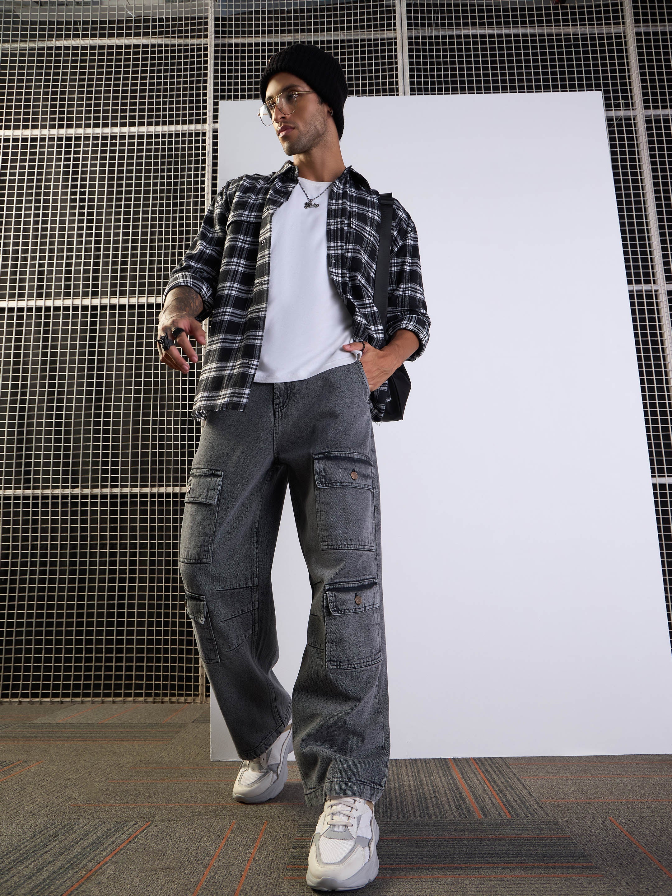 Men Black & White Check Raw Edge Hem Oversize Shirt